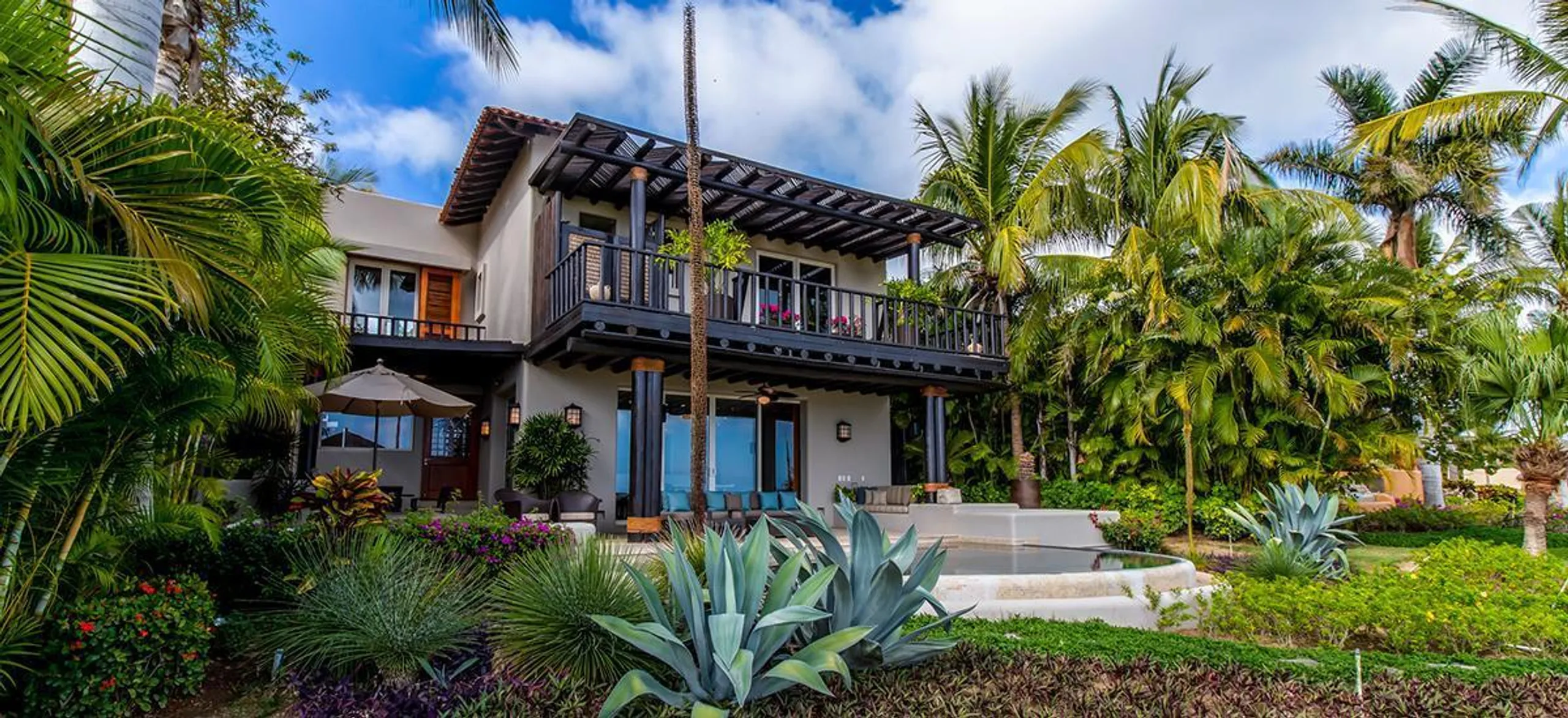 Blue Water Oasis with Infinity Pool and Spectacular Ocean Views, Punta Mita