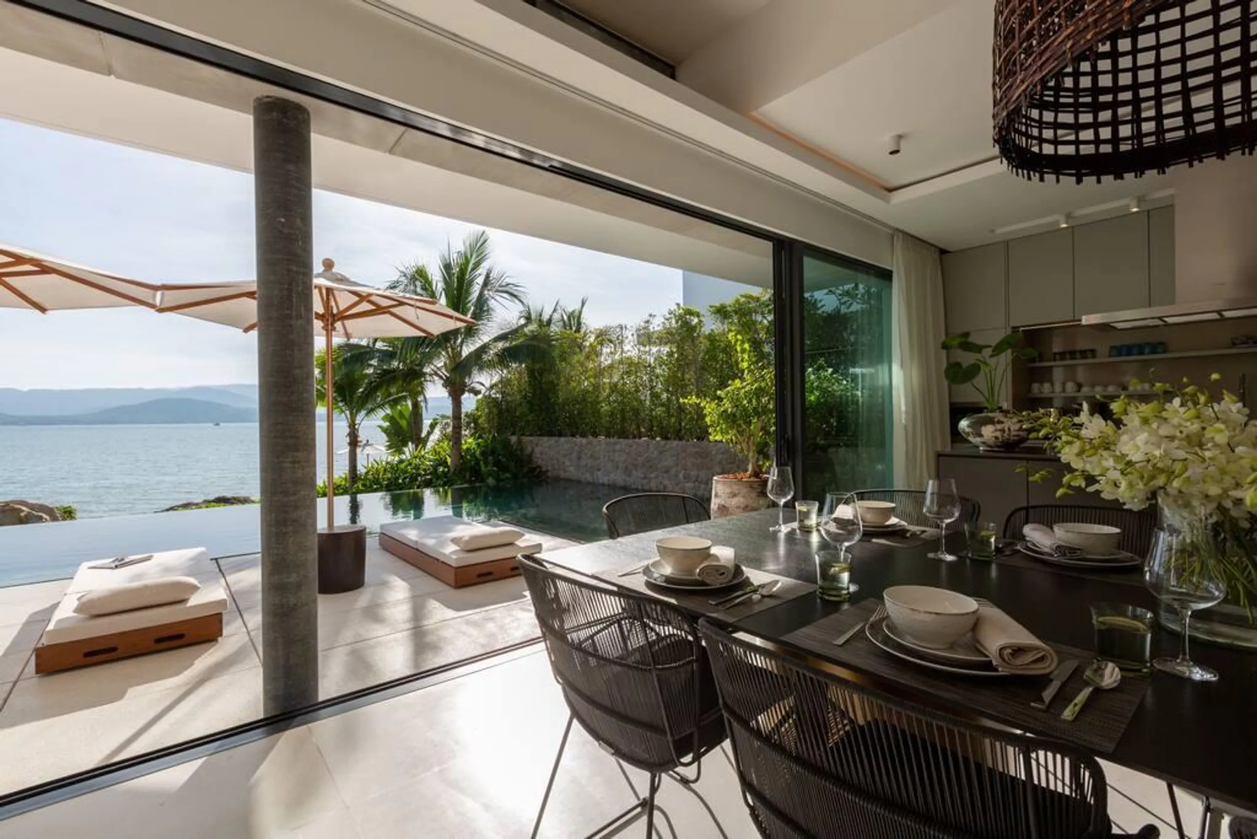 Serene Bo Put Retreat with Infinity Pool — photograph 5