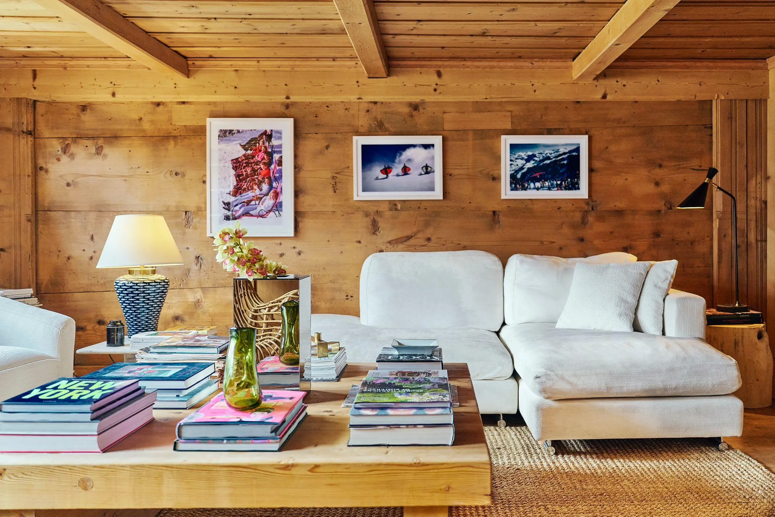 Resplendent Rougemont Chalet with Sauna and Fireplace — photograph 8