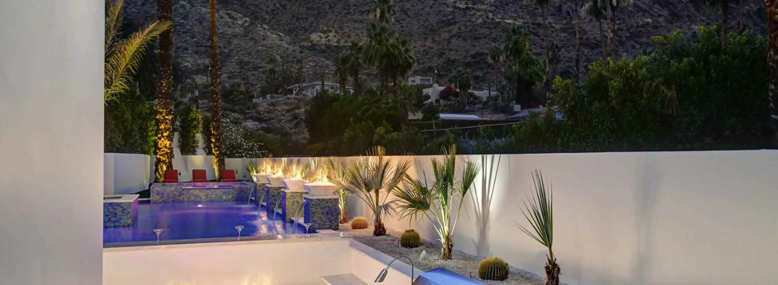 Palm Springs Designer Home: 1,800 Sq. Ft. Pool, 5 Master Suites & Mountain Views — photograph 10