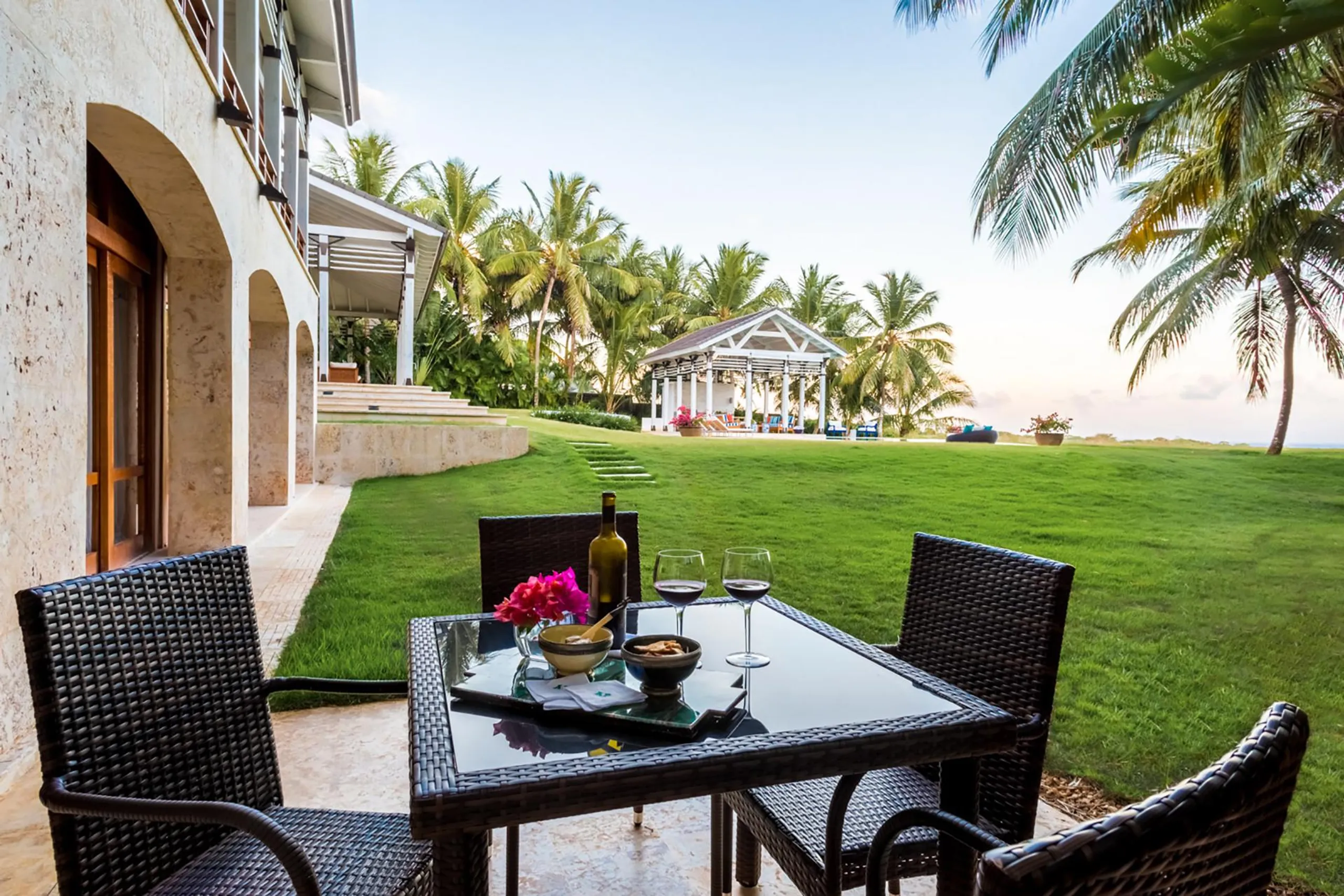 Refreshing Casa de Campo Retreat with Two Pool and Chavron River Views — photograph 10