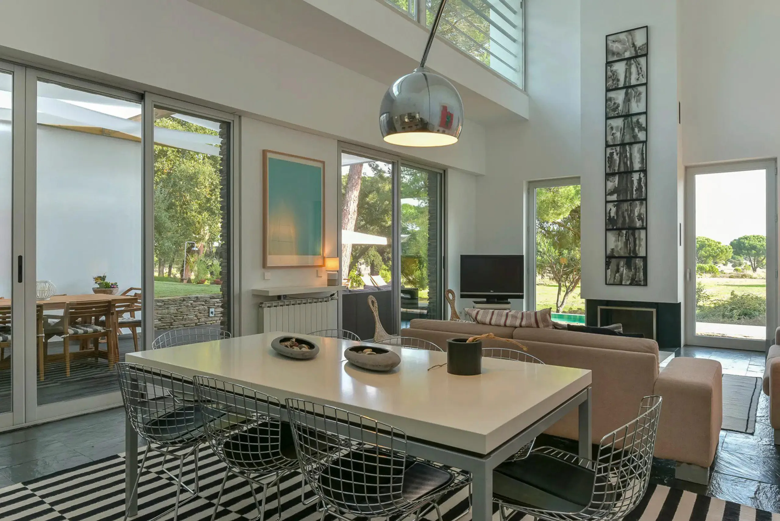 Eco-Friendly 5 Bedroom Villa with Private Pook and Scenic Views — photograph 12