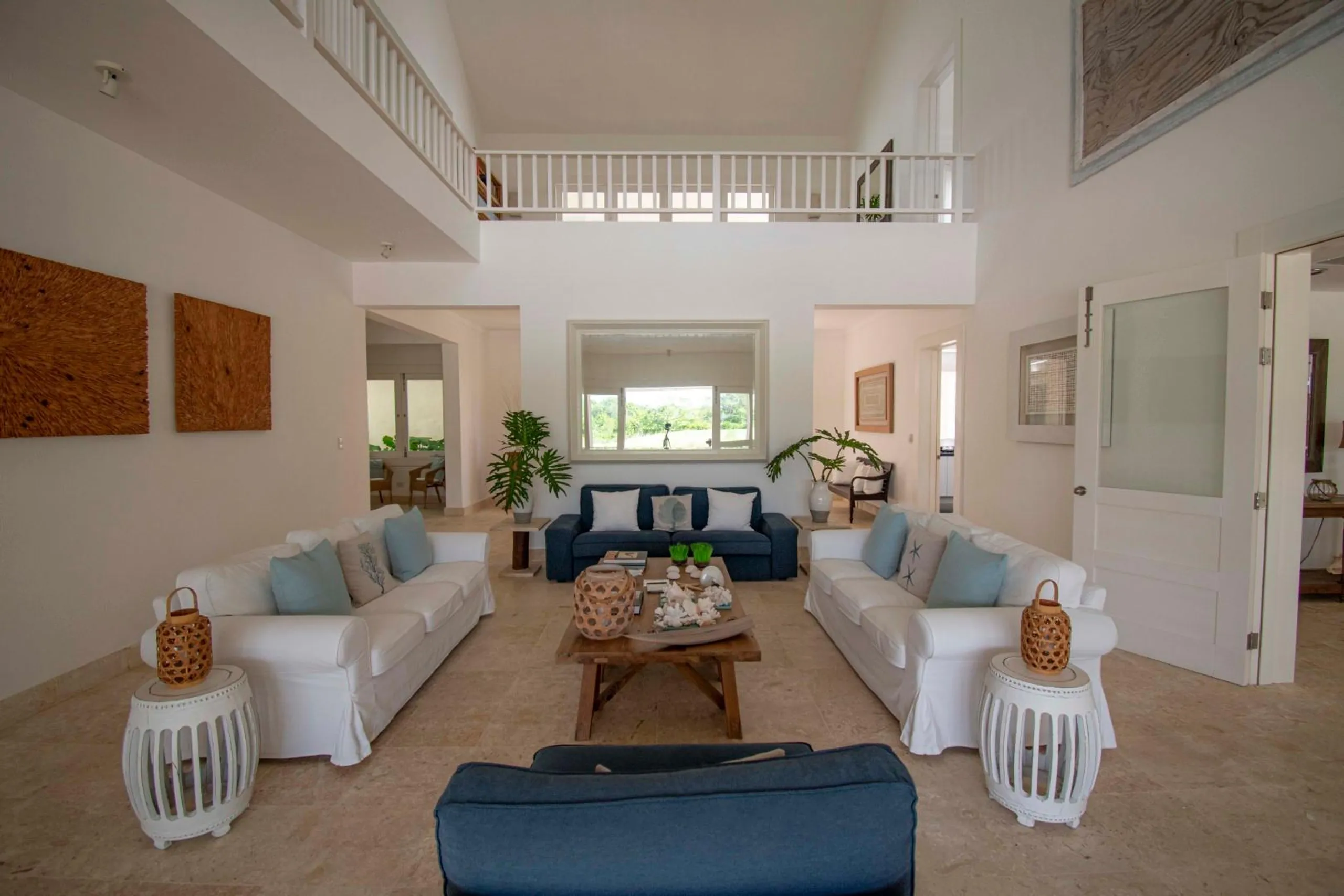 Magnificent Punta Cana Estate with Private Pool and Stunning Views — photograph 10