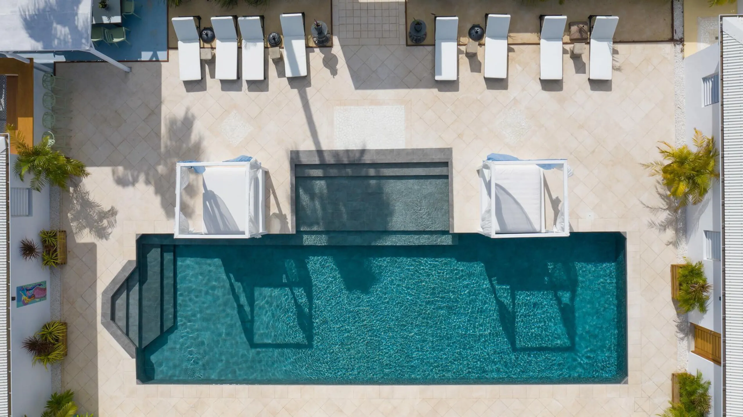 Ultra Luxe Terres Basses Villa with Private Pool  and Private Access to Baie Rouge Beach — photograph 3