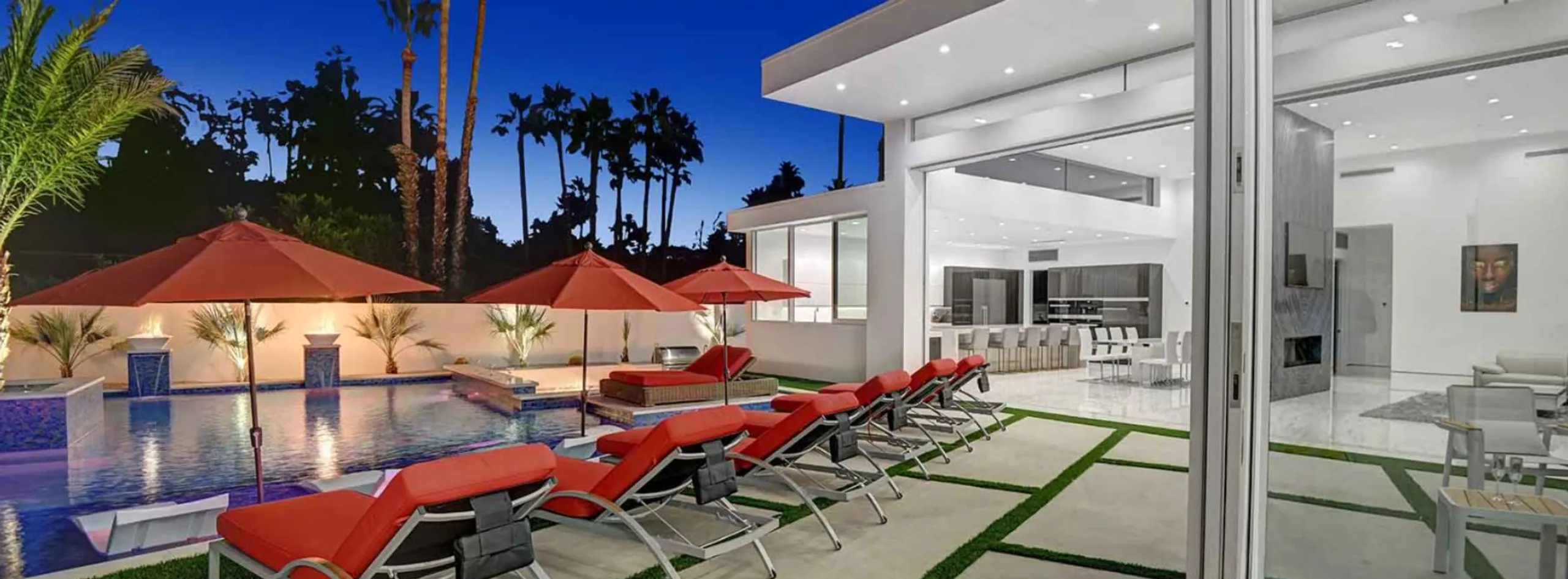 Palm Springs Designer Home: 1,800 Sq. Ft. Pool, 5 Master Suites & Mountain Views — photograph 5
