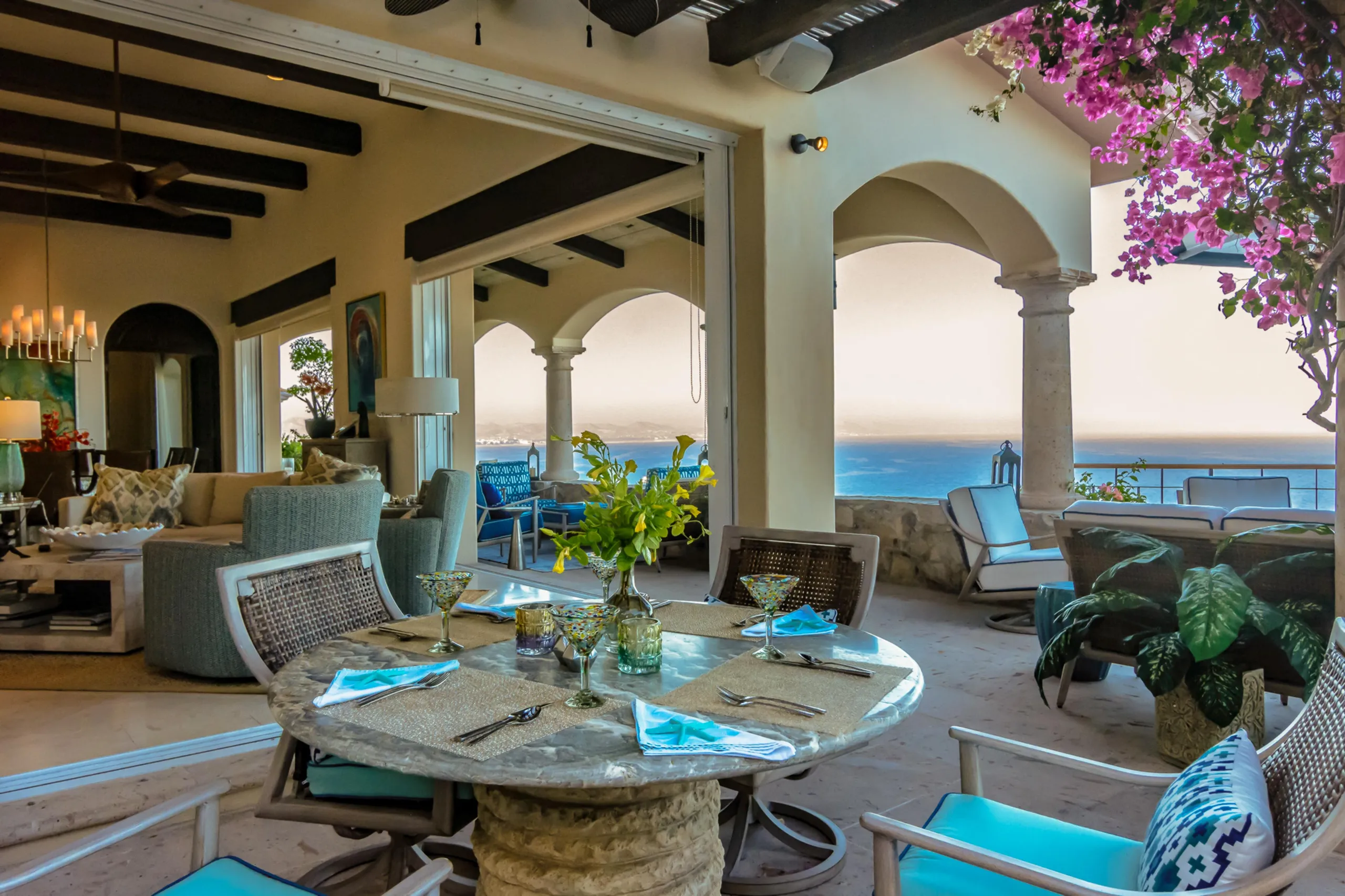 Lush Living in this Palmilla Villas Del Mar Estate with Infinity Pool and Panoramic Ocean Views — photograph 8