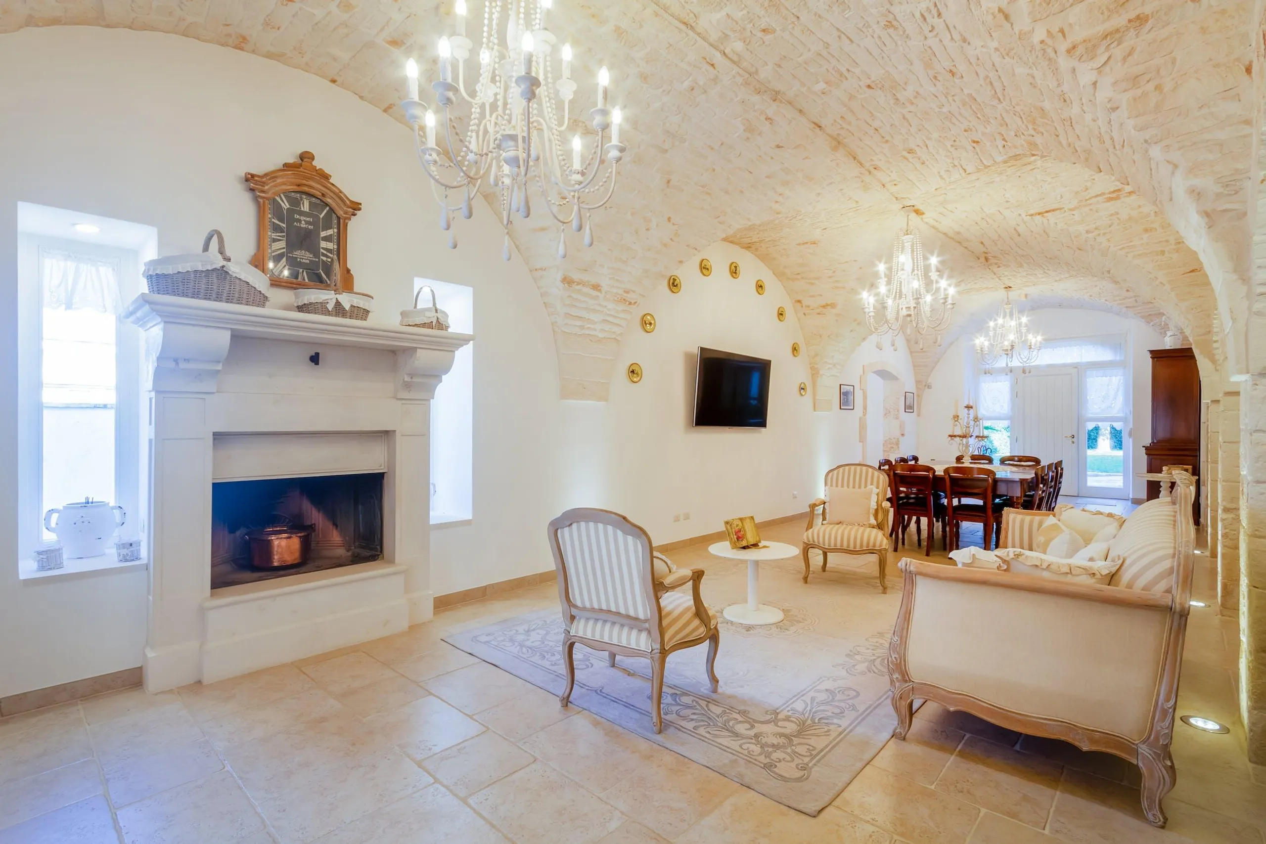 Captivating Contemporary Villa in Apulias with Private Pool — photograph 12