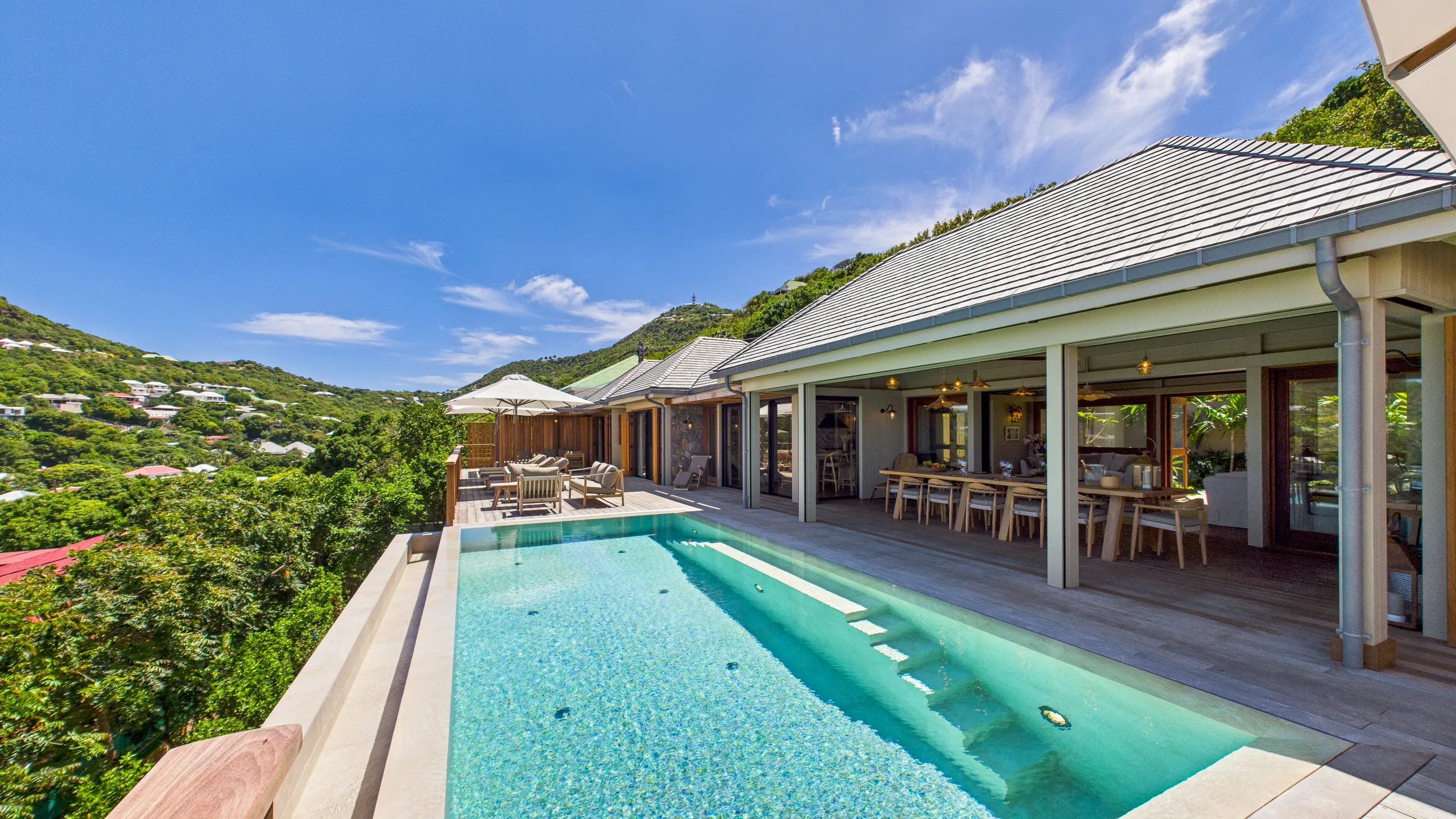 Tranquil St. Jean Villa with Private Pool, Bay Views and Easy Beach Access — photograph 8
