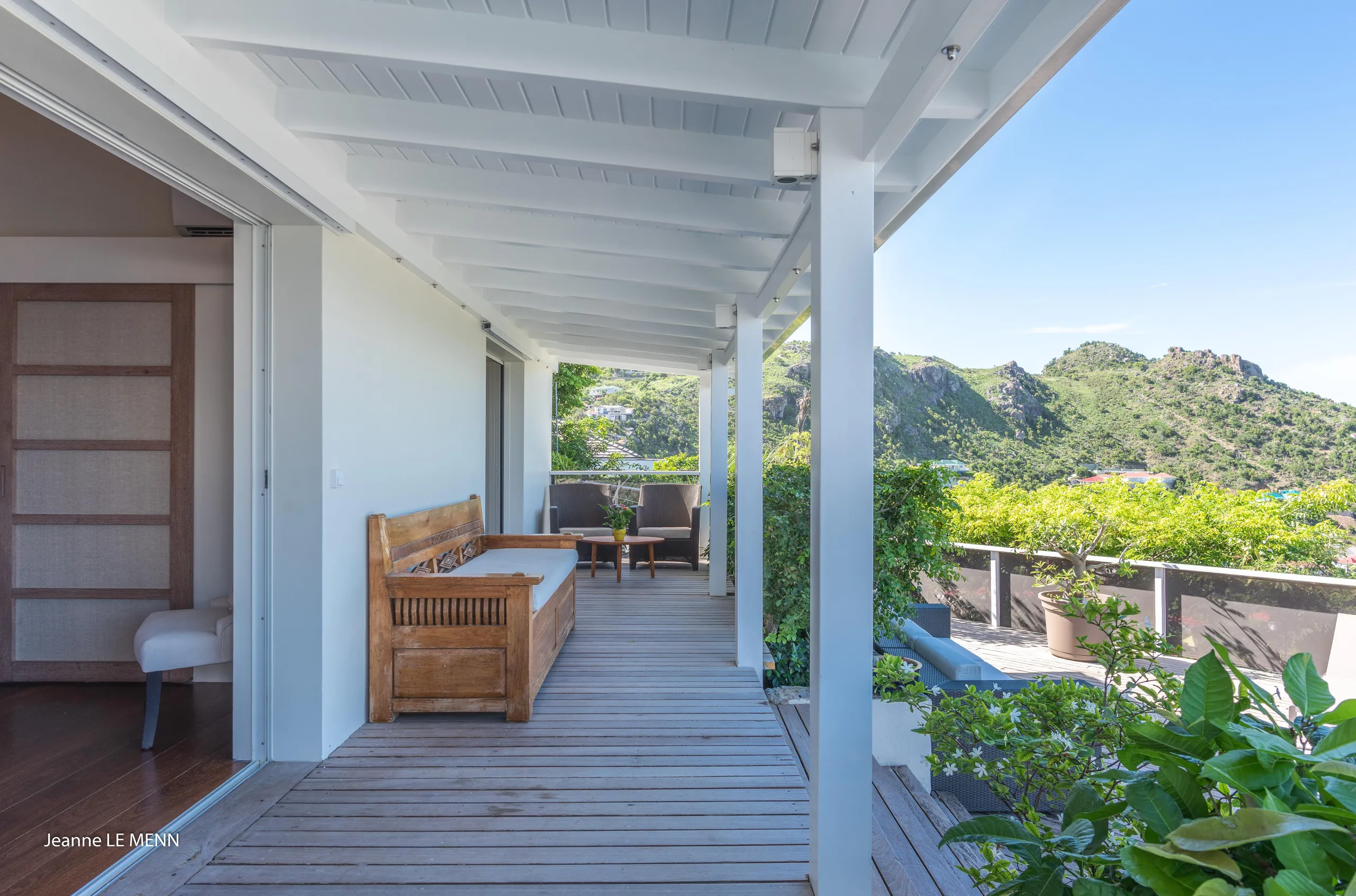 Superb Oceanview Villa with Private Pool and Relaxing Patio Area — photograph 8