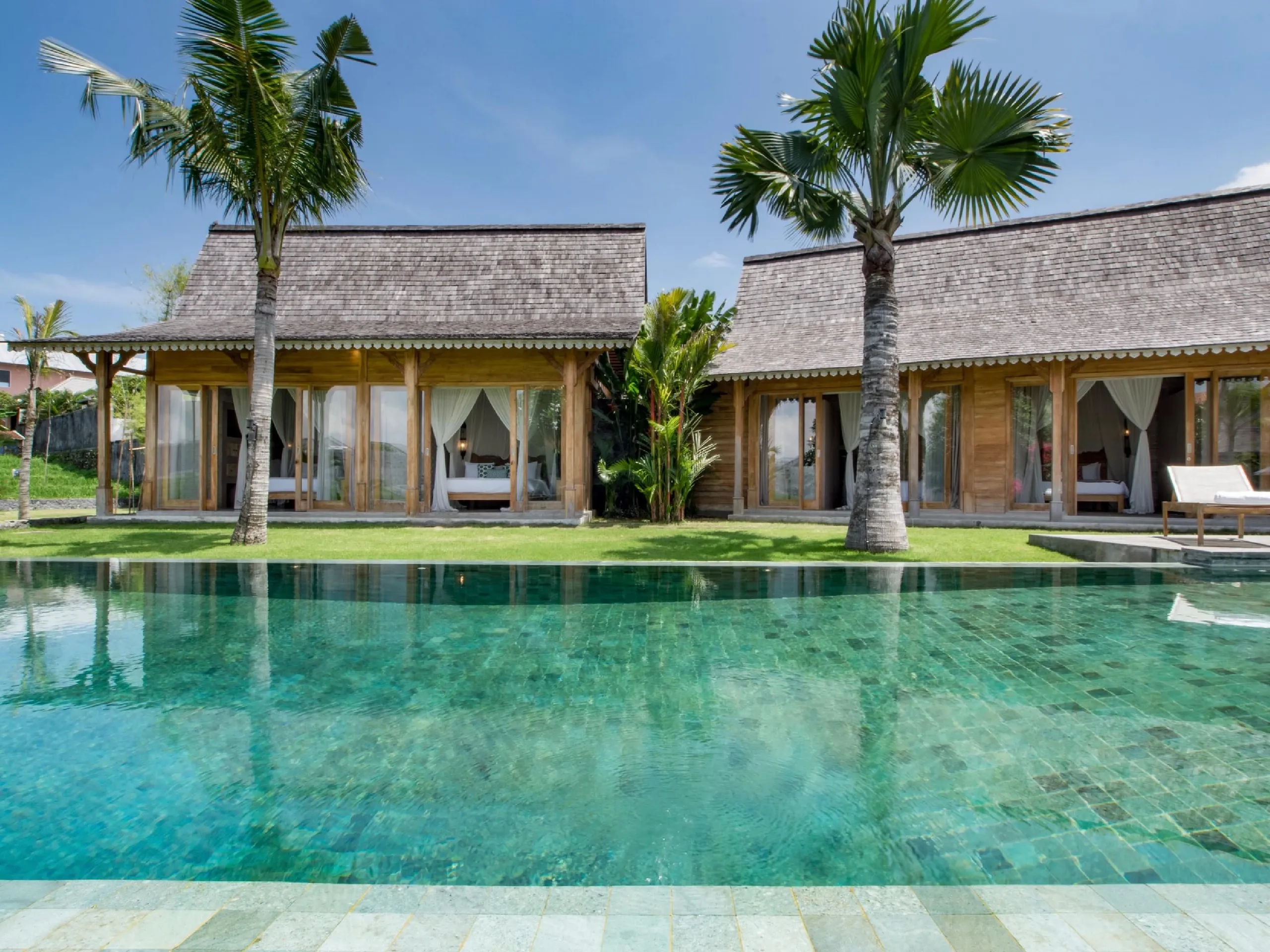 Grand Bali Estate with Large Private Pool and Lush Grounds — photograph 9