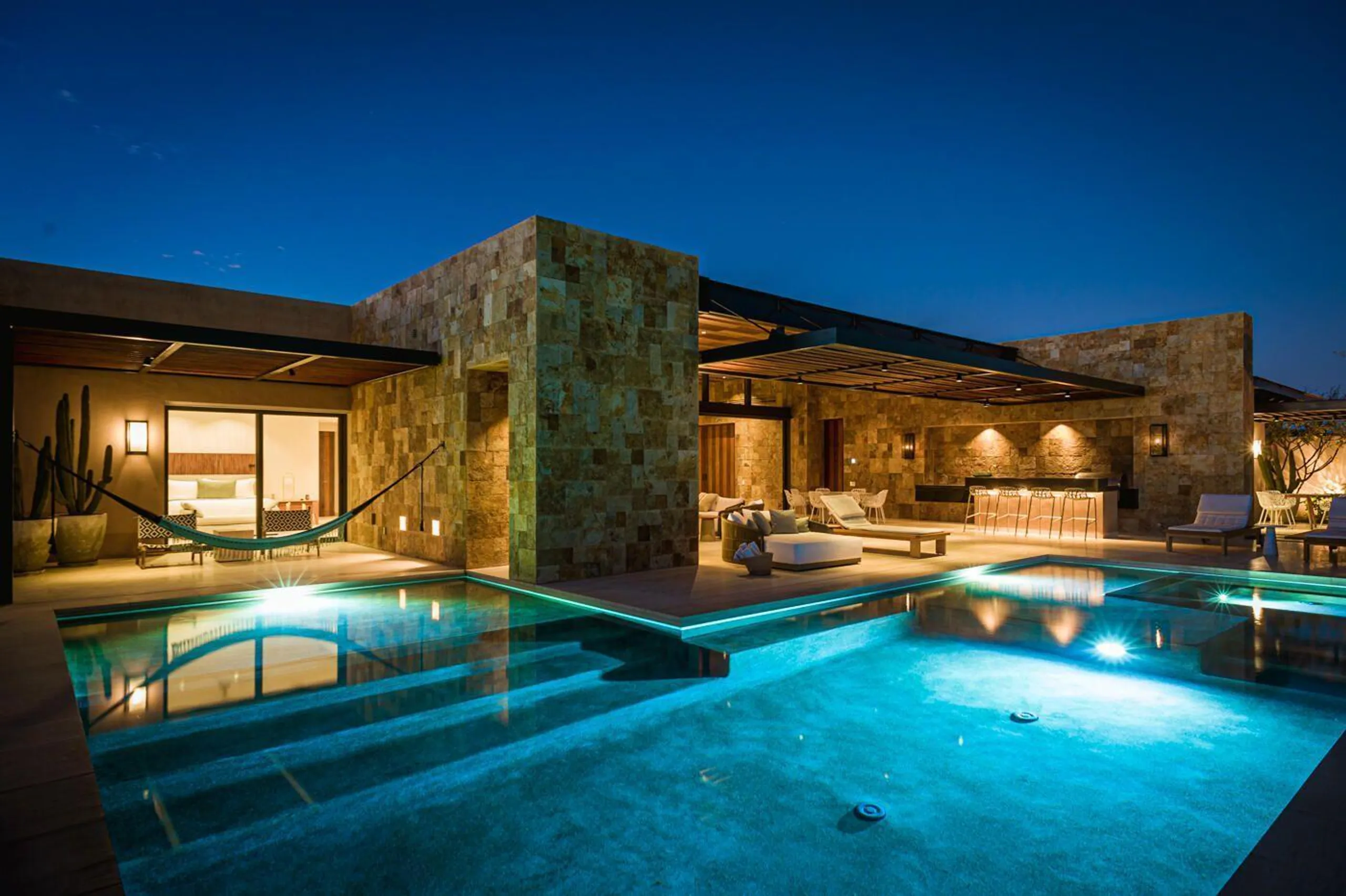 Richly Adorned Puerto Los Cabos Architectural Estate with Zero Edge Pool and Spectacular Views — photograph 11