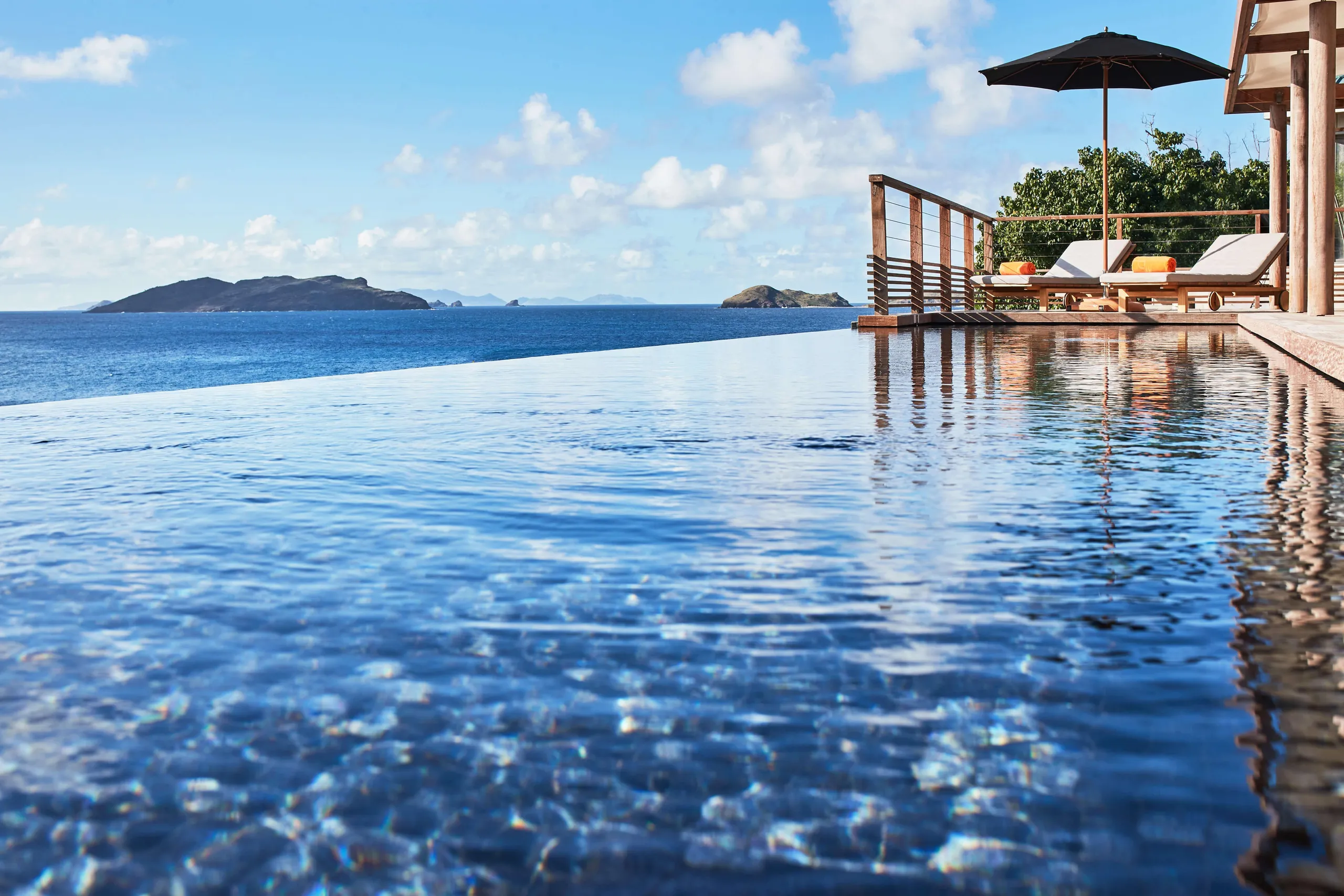 Private Paradise with Spectacular Ocean Views — photograph 9