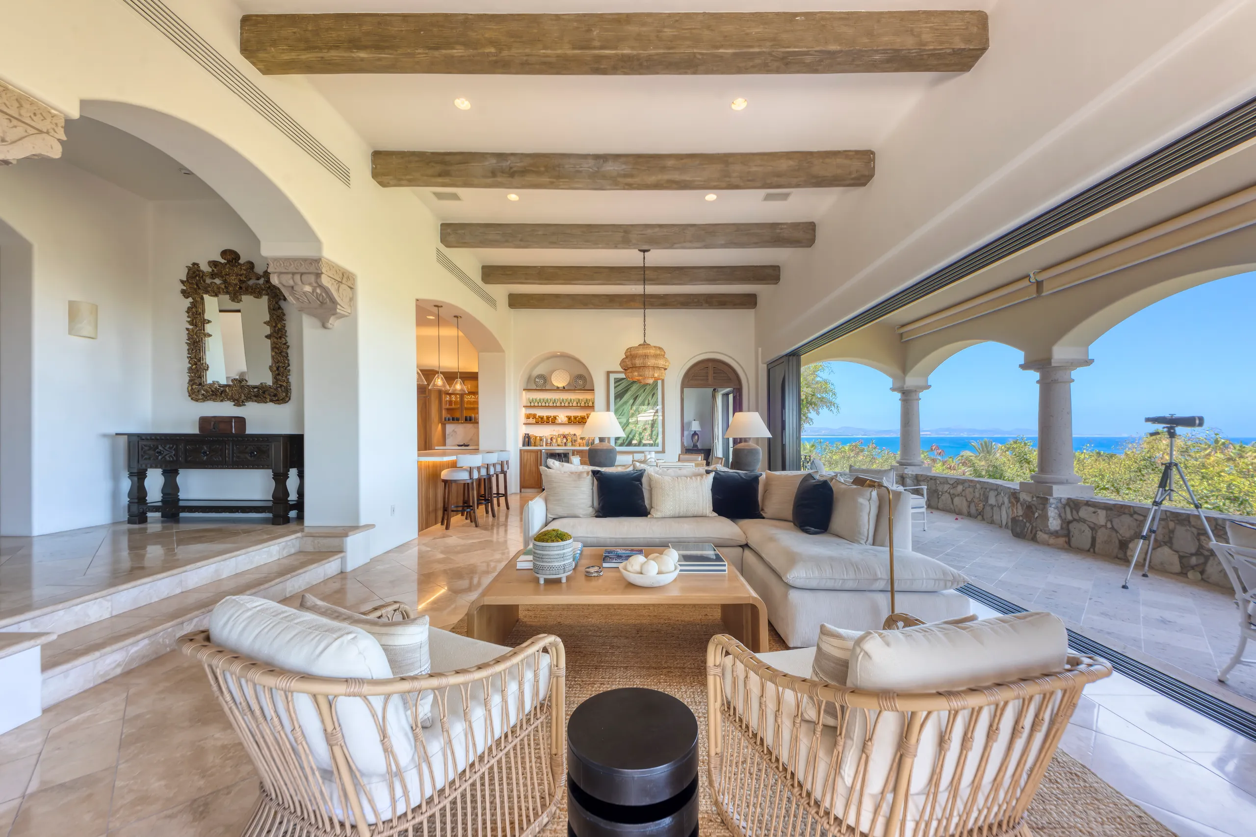 Exquisite Newly Renovated Villa with Private Pool, Top-Tier Amenities, and Sea of Cortez Views — photograph 8