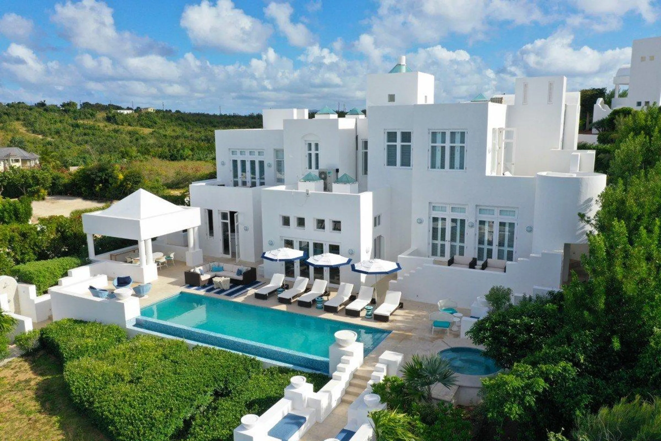 Opulent Long Bay Villa with Infinity Pool, Long Bay Anguilla