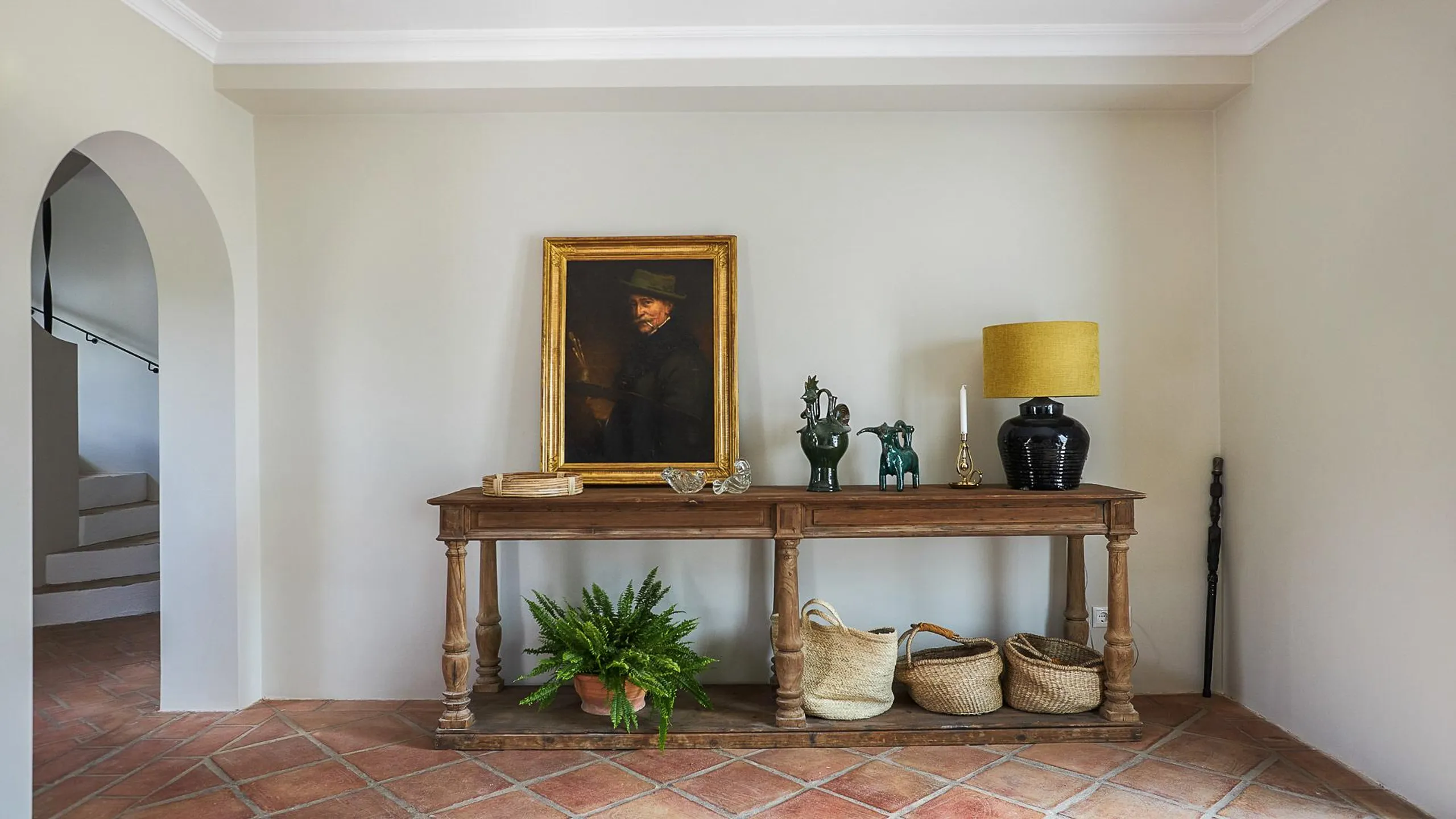 Gleaming Beachside Villa with Two Private Pools and Underfloor Heating — photograph 5