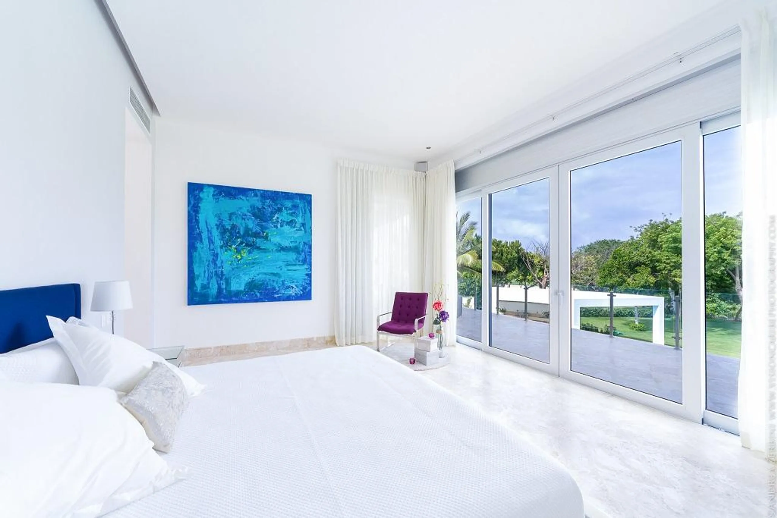 Splendorous Higuey Villa with Invigorating Pool and Movie Theater — photograph 10