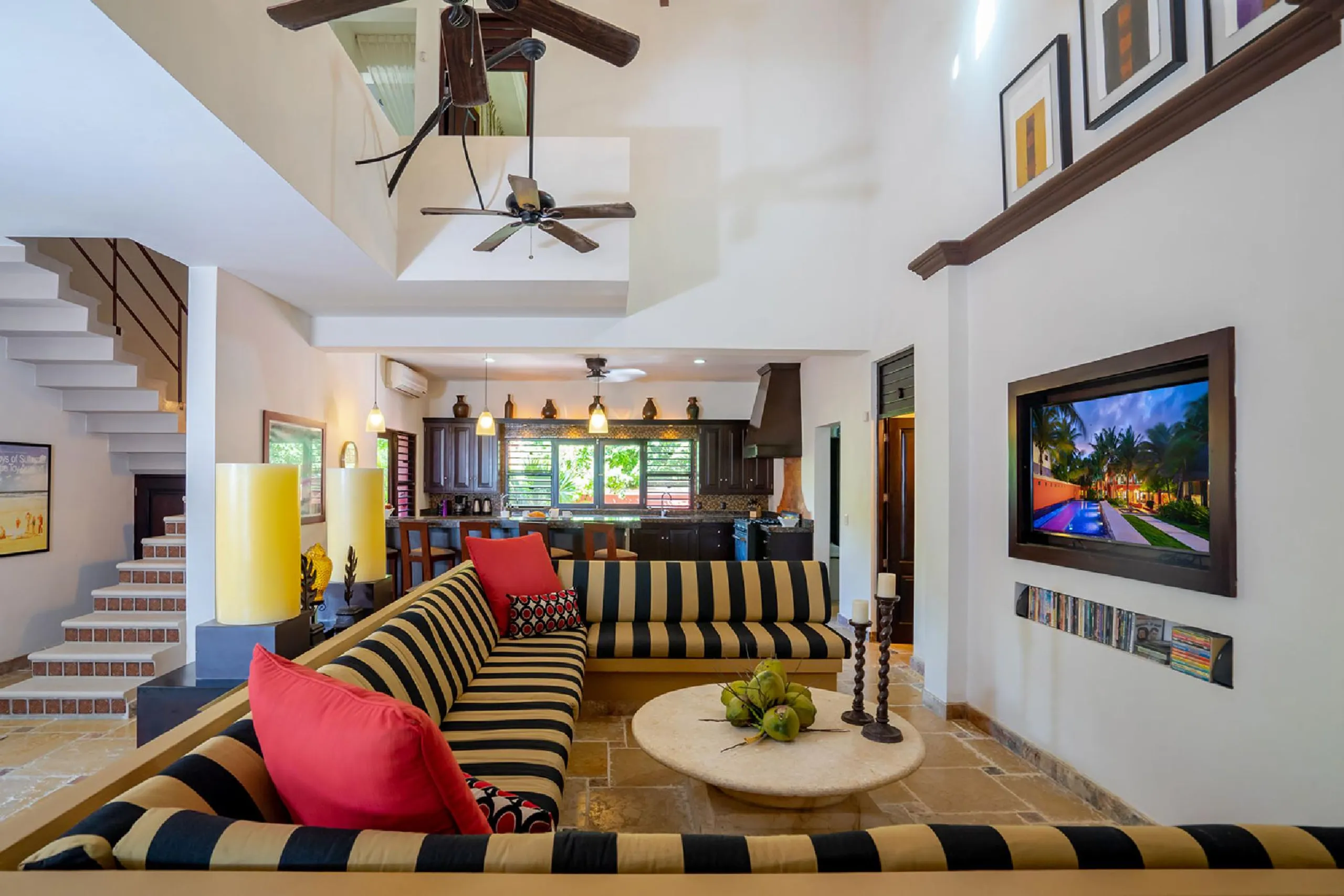 Exquisite Lush Tropical Soliman Bay Oceanfront Estate with Private Beach and Grand Pool — photograph 9