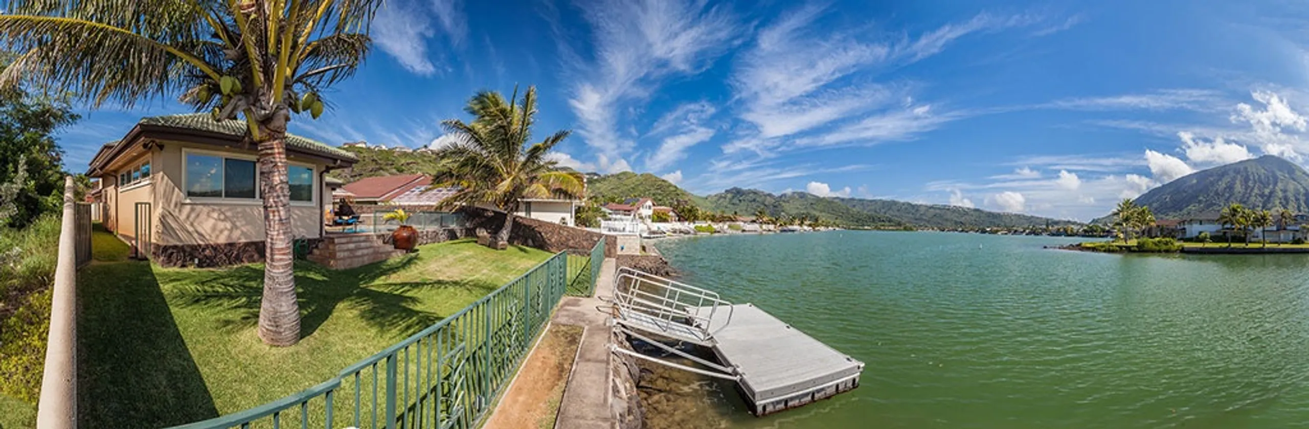 Luxury Home with Private Pool and Panoramic Ocean Views — photograph 4