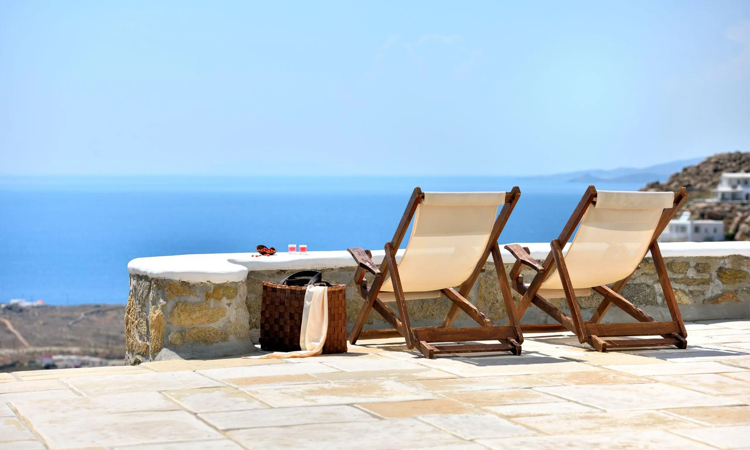 Elegant Mykonos Luxe Villa With Large Pool and Panoramic Ocean Views — photograph 10