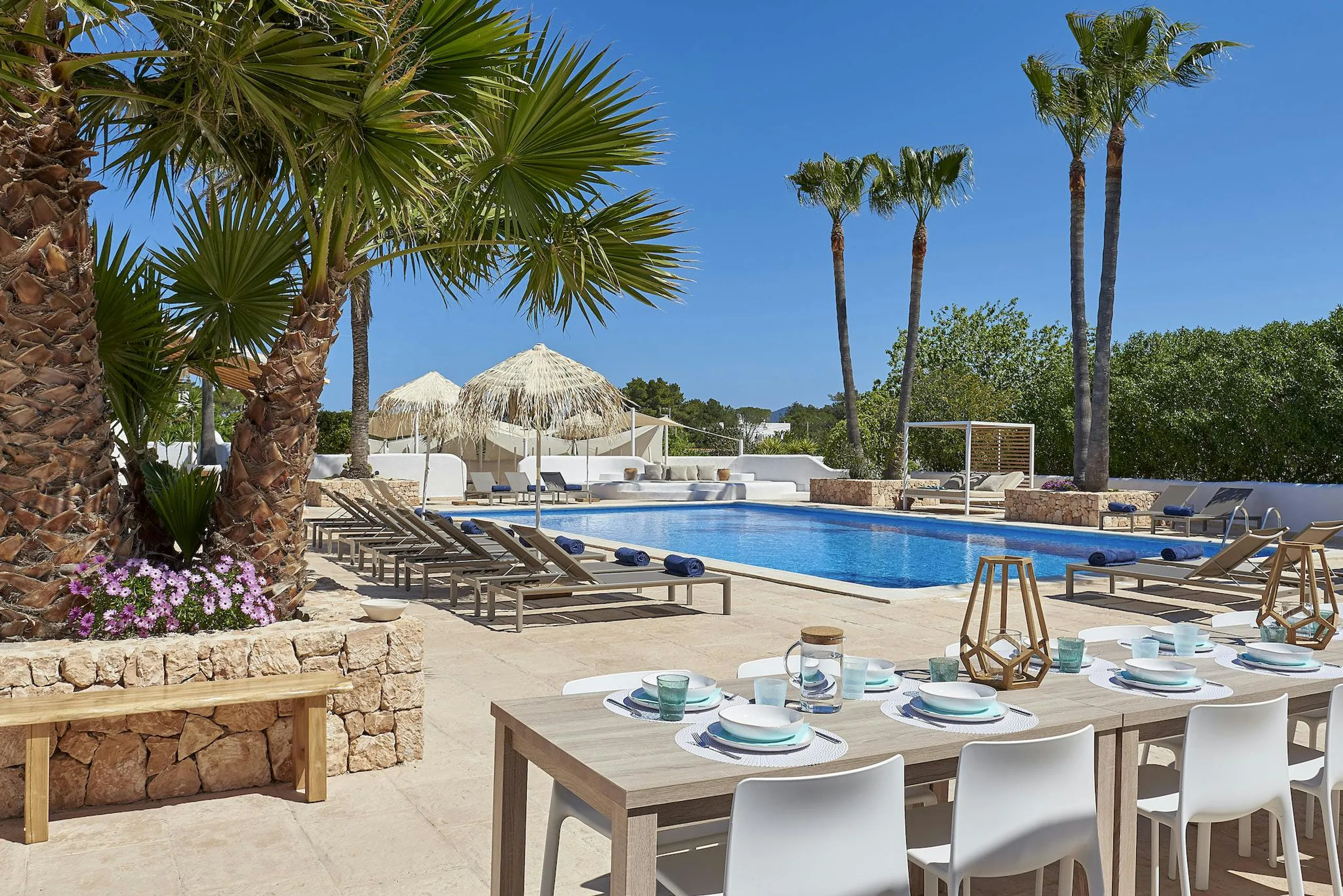 Elegant Spanish Estate in Ibiza with Private Pool and Gazebo — photograph 6