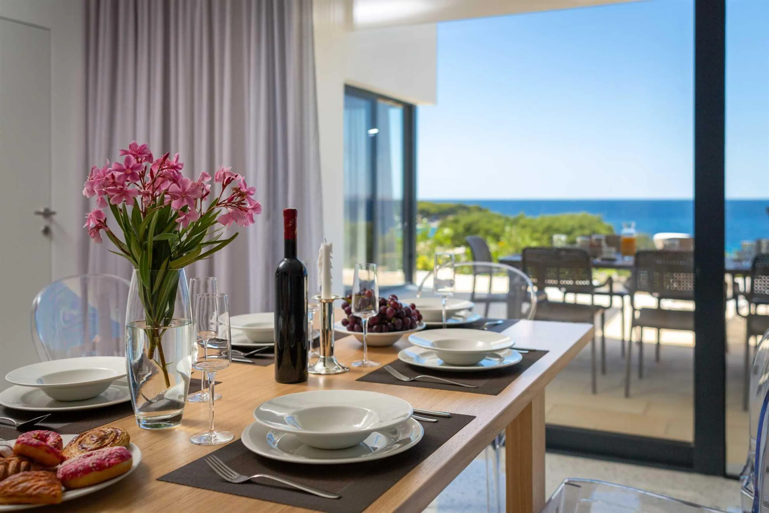 Stylish Villa in Primosten with Private Infinity Pool and Sea Views — photograph 10