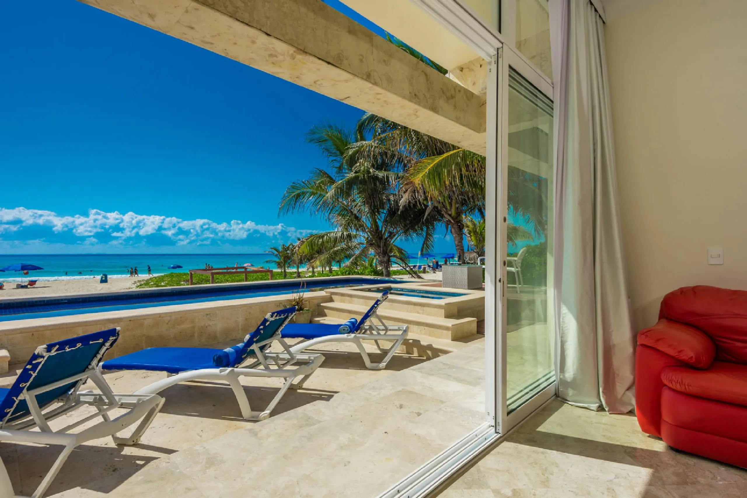 Xpu-Ha Luxury Beach Front Estate with Private Pool and Ocean Views — photograph 6
