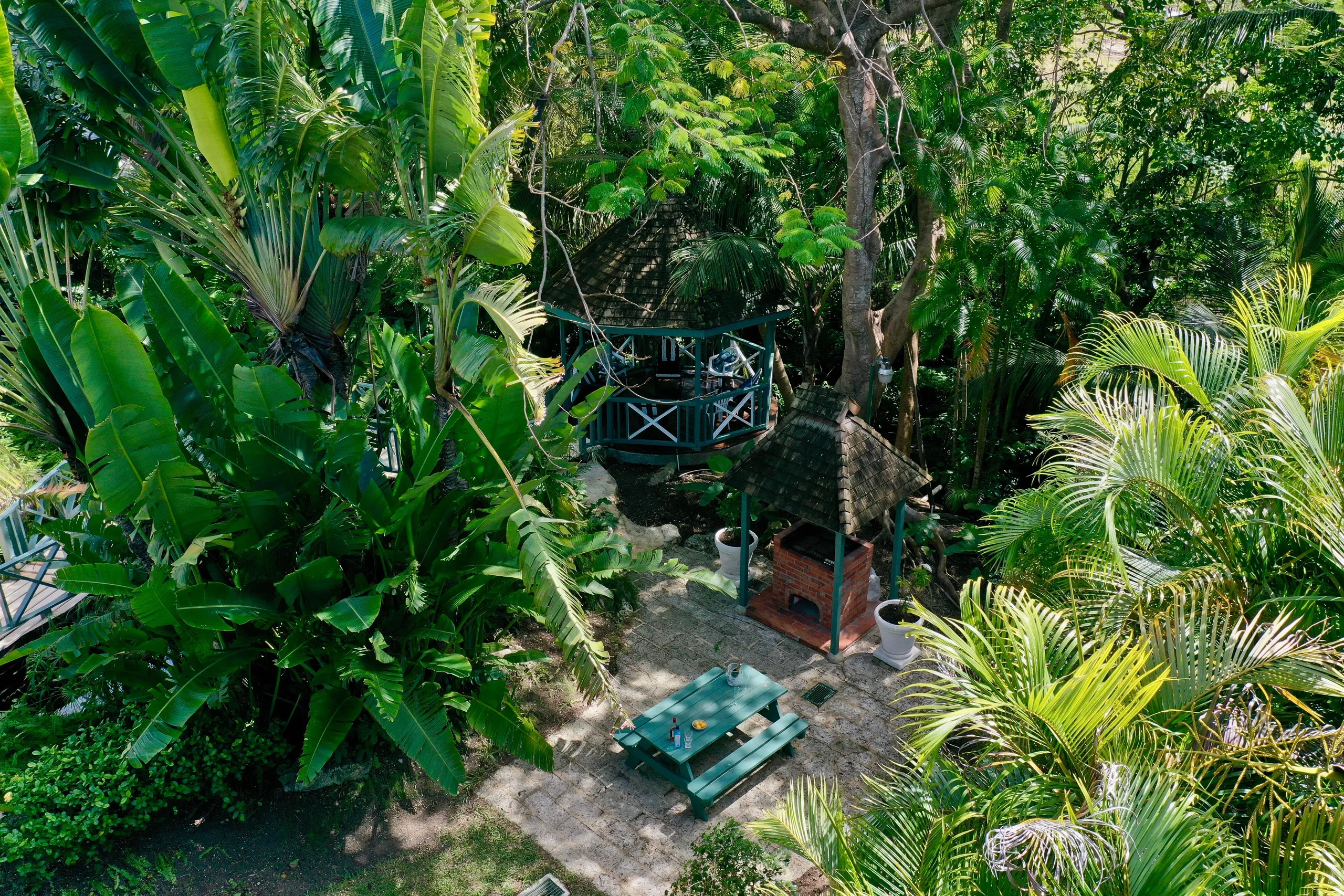 Sandy Lane's Elite Sanctuary Villa with Beach Club and Golf Course Access — photograph 12