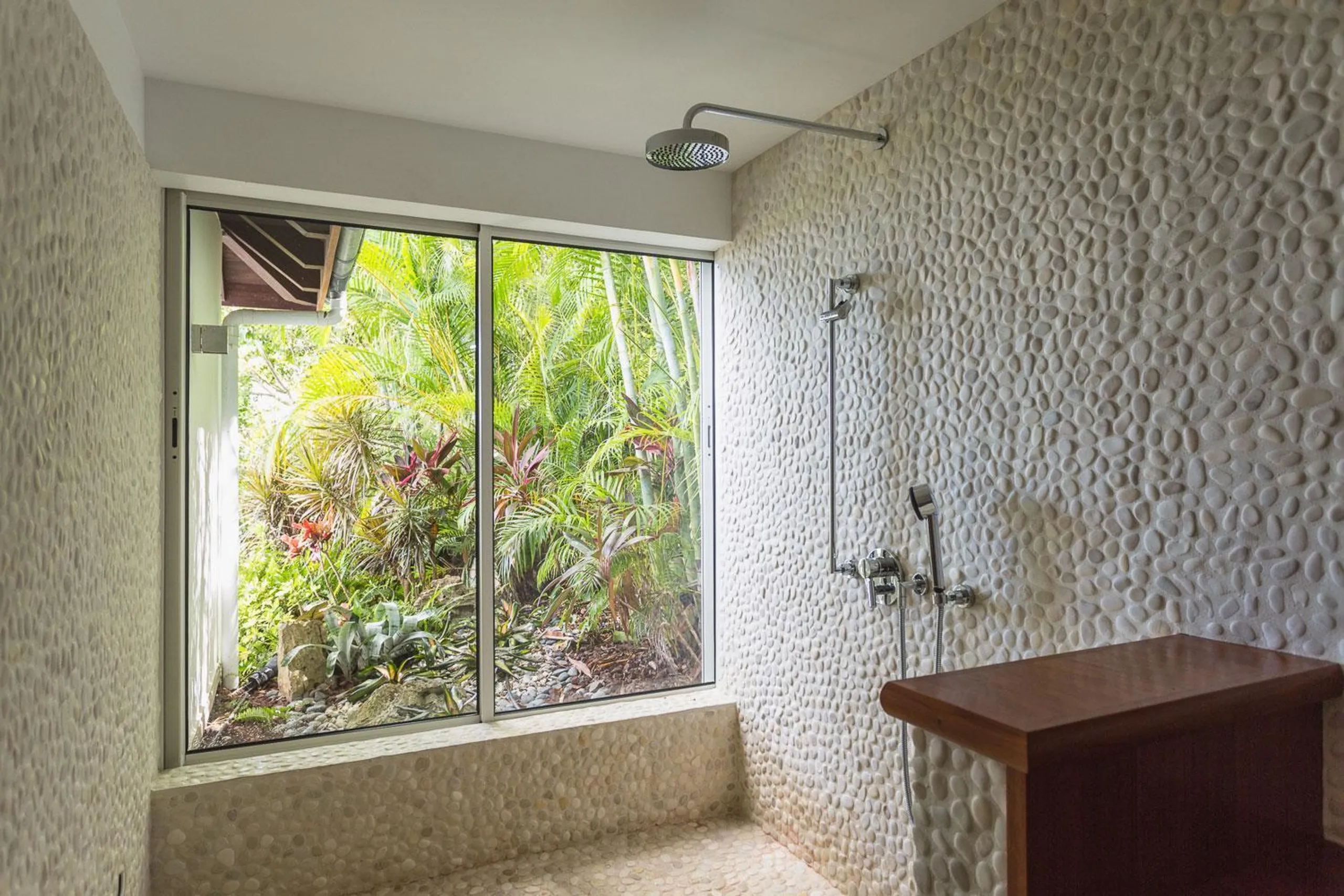 Luxurious Paradise Villa with Ocean Views and Private Pool — photograph 10