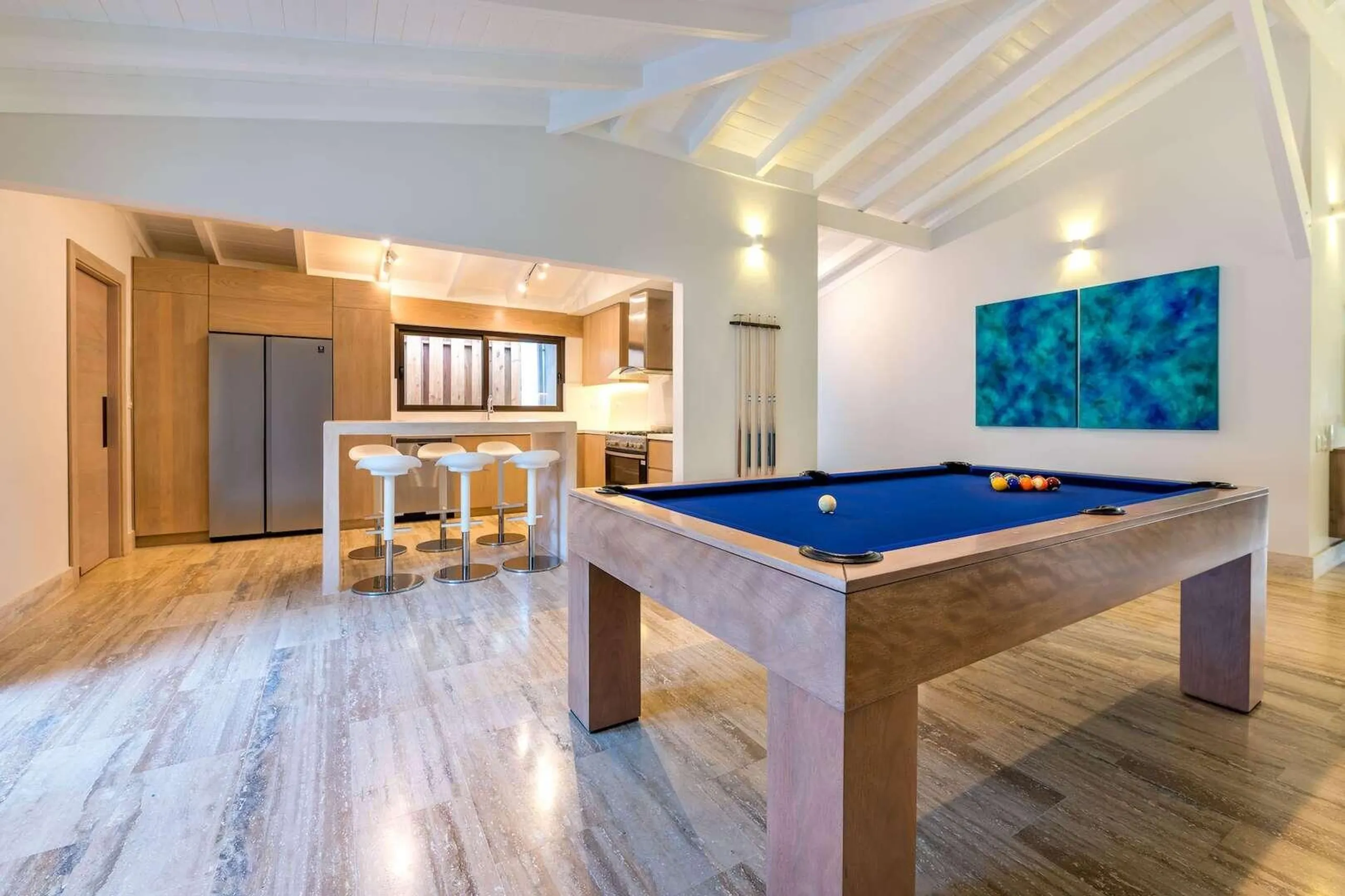 Sumptuous Villa with Spectacular Golf Course View — photograph 7
