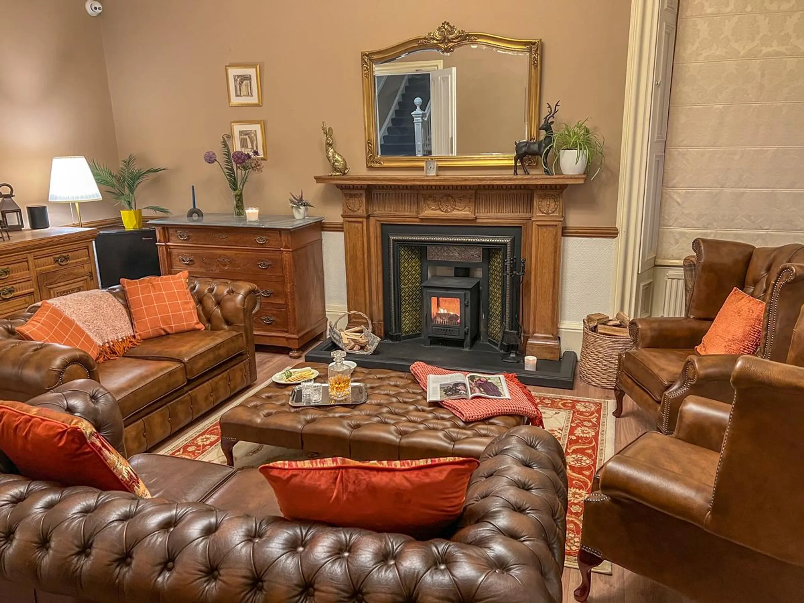 Prestigious 6BR Villa in Edinburgh with High Ceilings — photograph 5