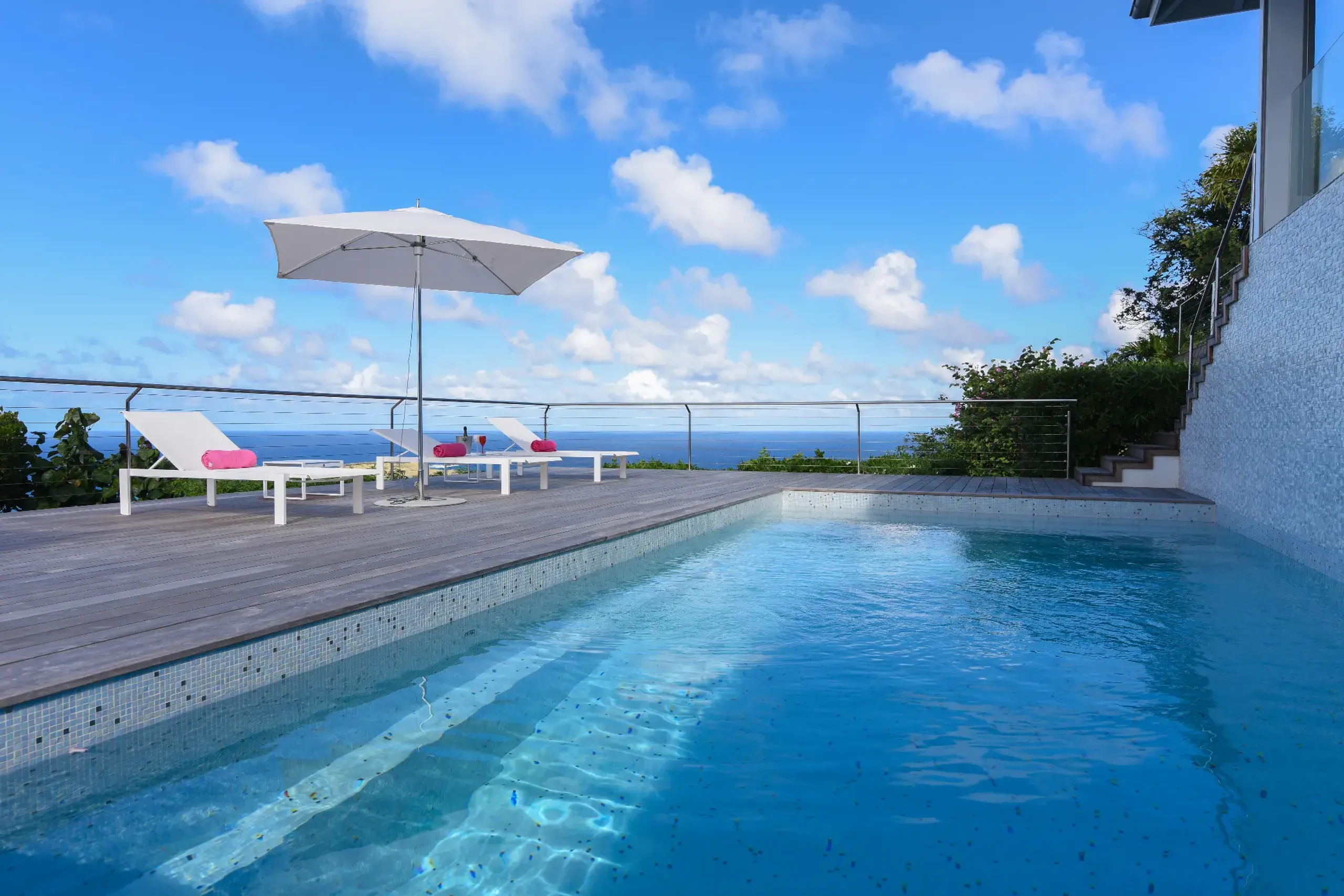 Palatial Paradise Villa with Private Pool and Outstanding Ocean Views — photograph 5