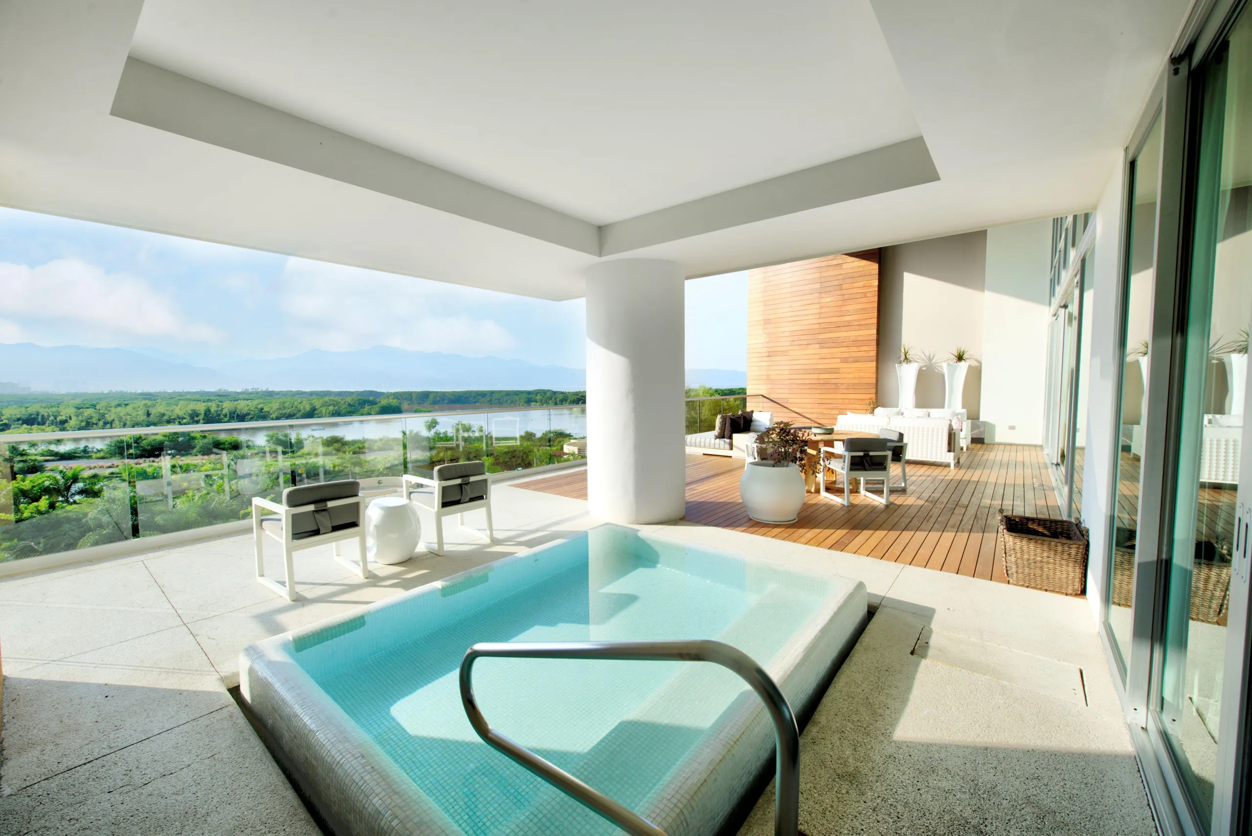 Banderas Bayview Luxury Loft with Golf Resort Access — photograph 3