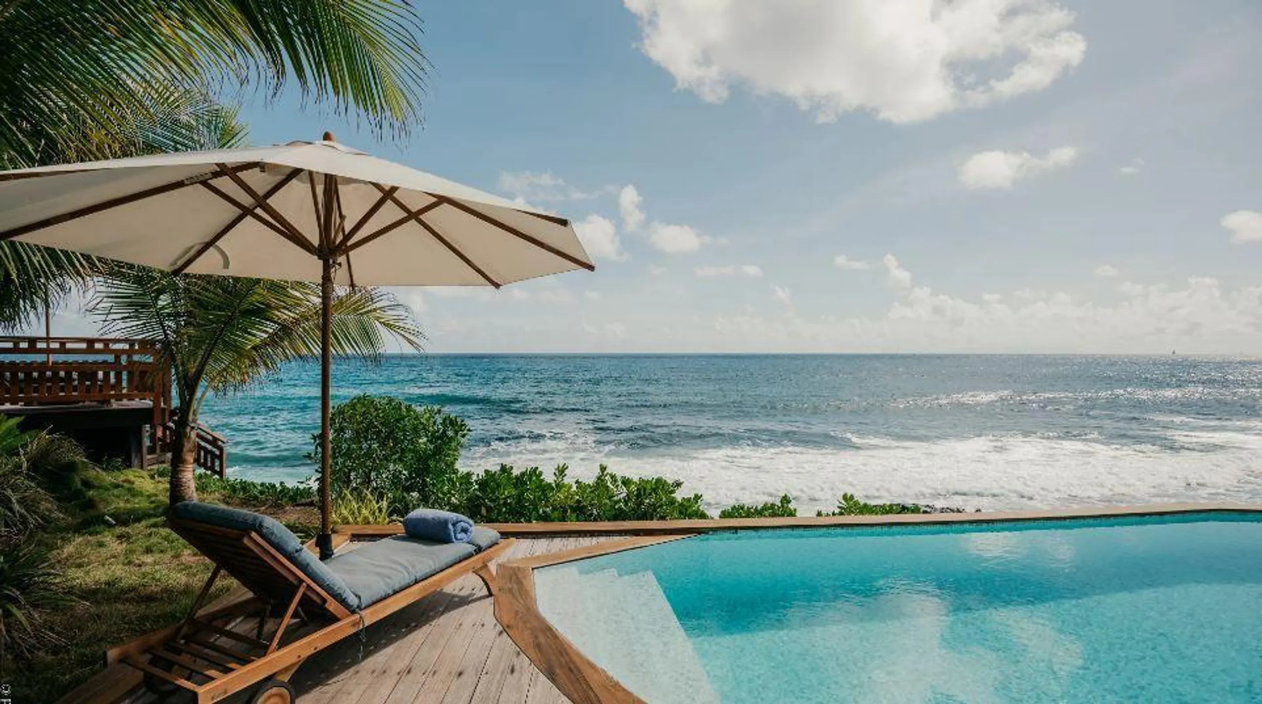 Serene Private Ocean View Villa with Heated Pool and Jacuzzi — photograph 9