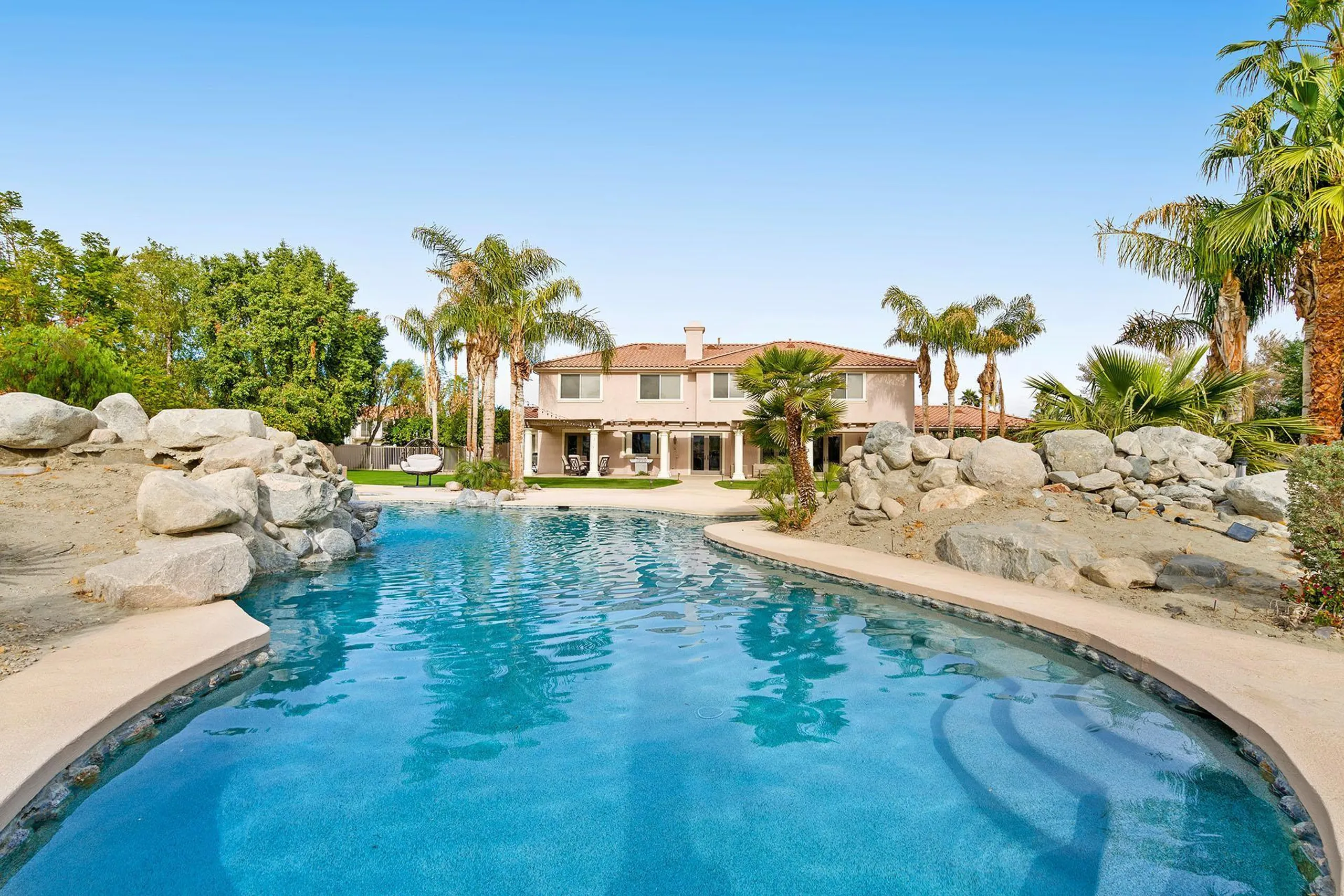 Luxury Laguna Villa with Resort Style Pool, La Quinta