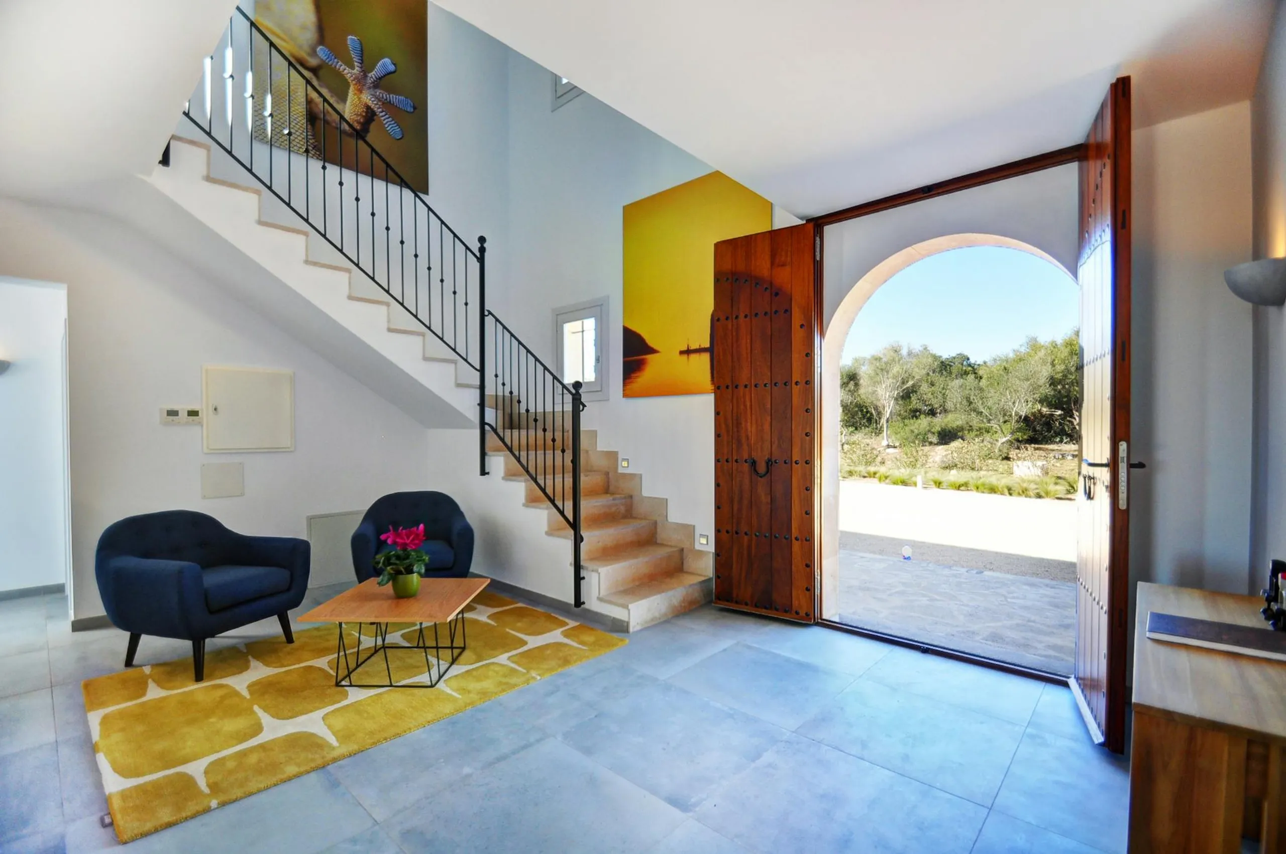 Majestic Mallorca Estate with Private Pool and Garden Grounds — photograph 8