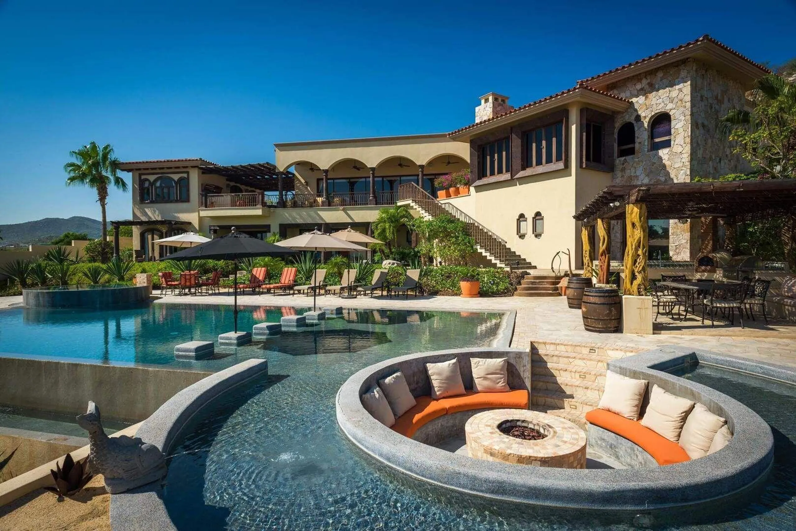 Villa setting in Rancho Paraiso