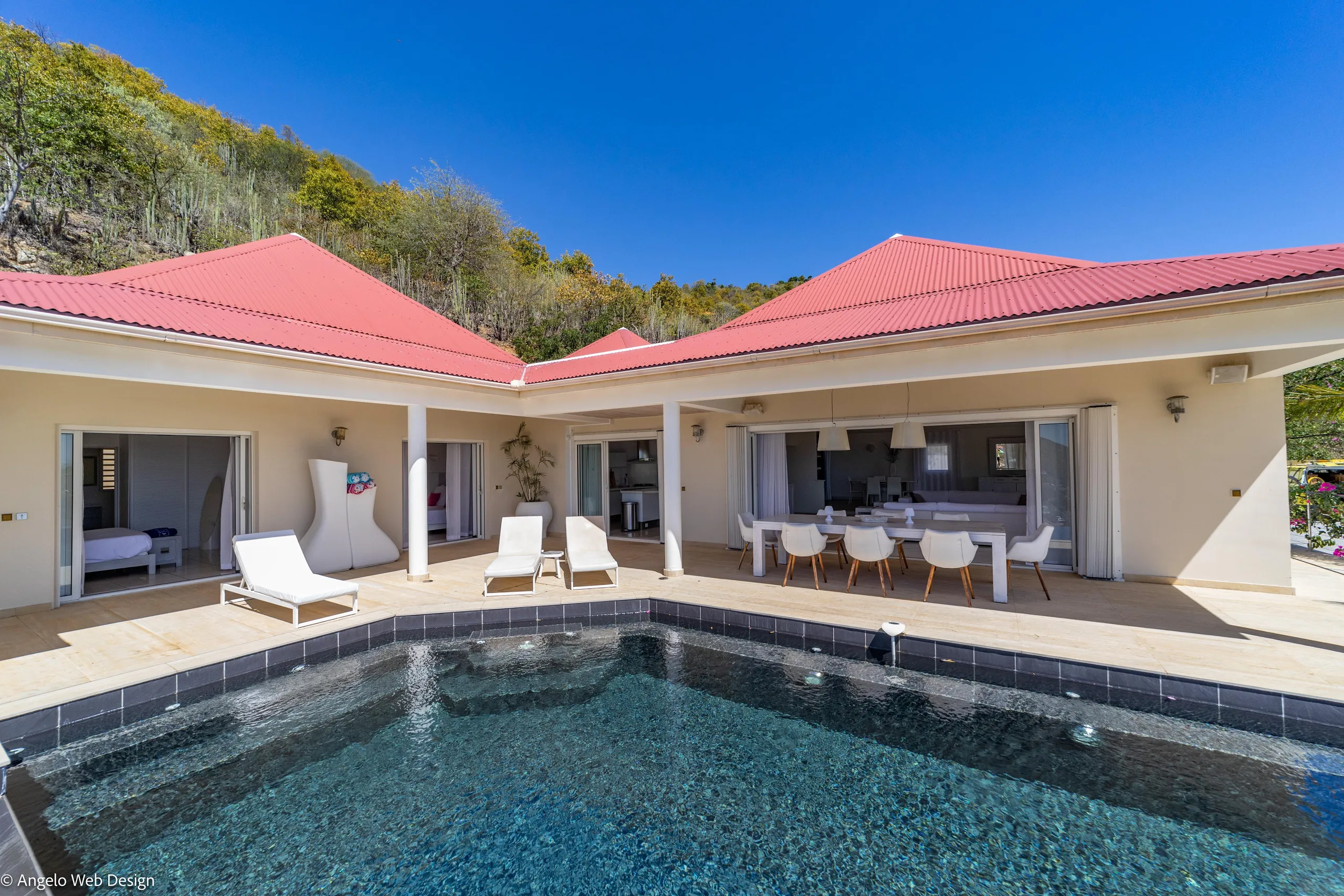 Harbor Front View Villa with Infinity Pool in Gustavia, St. Barths — photograph 7