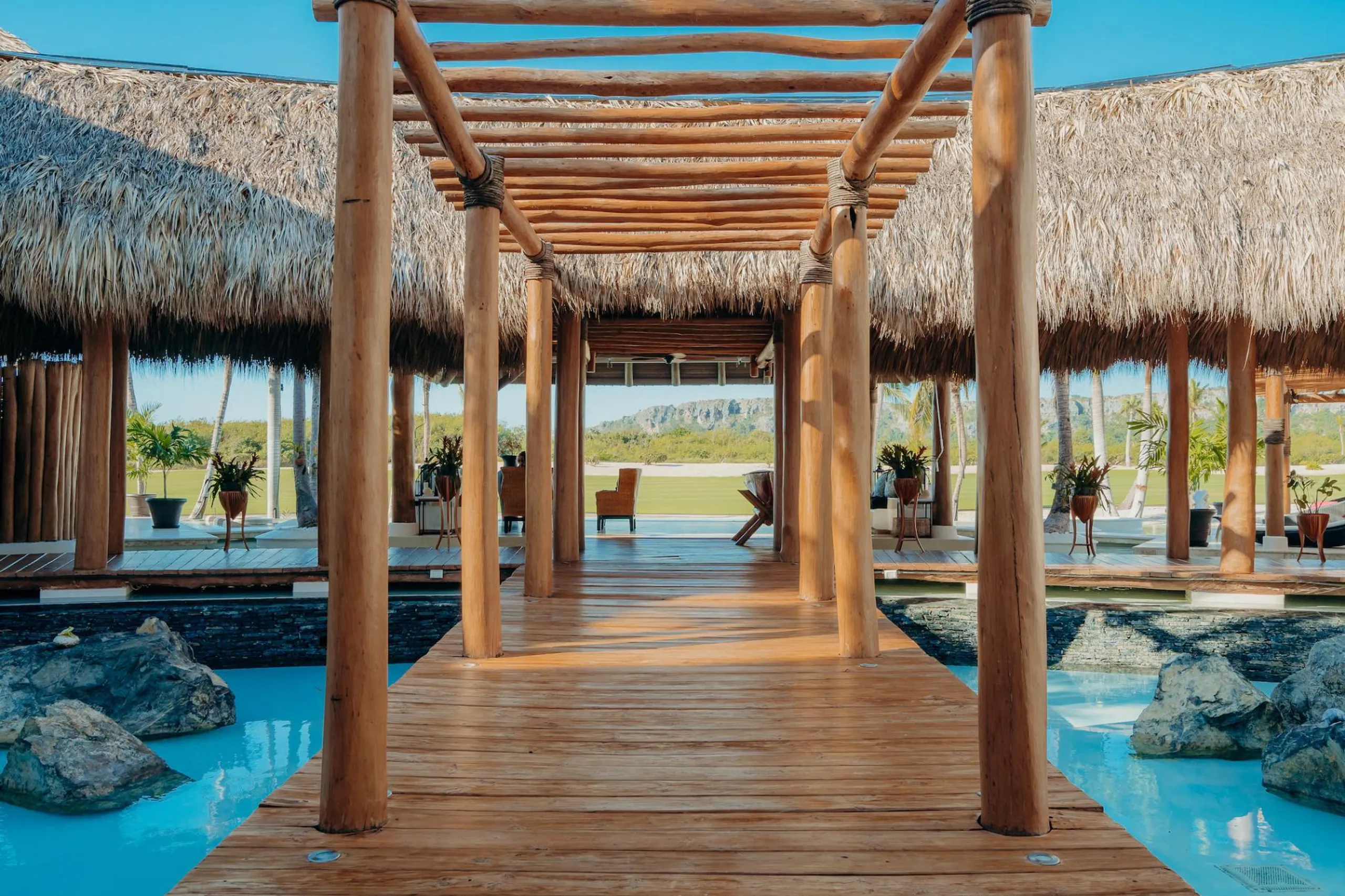 Radiant Punta Cana Estate with Unique Private Pool, Jacuzzi, and Panoramic Views — photograph 12