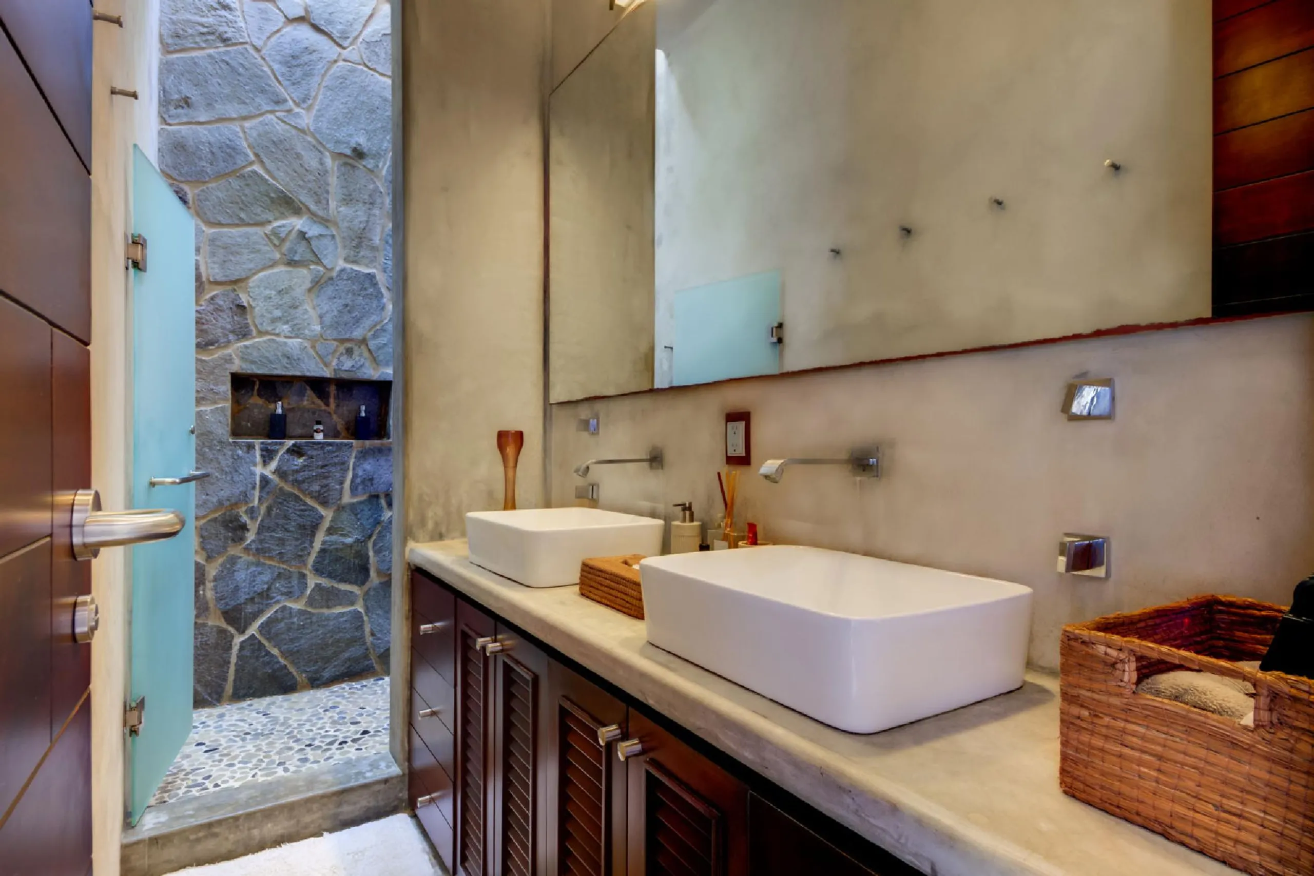 Sian Ka'an Reserve Eco-Luxe Estate with Modern Amenities and Beach Access — photograph 9