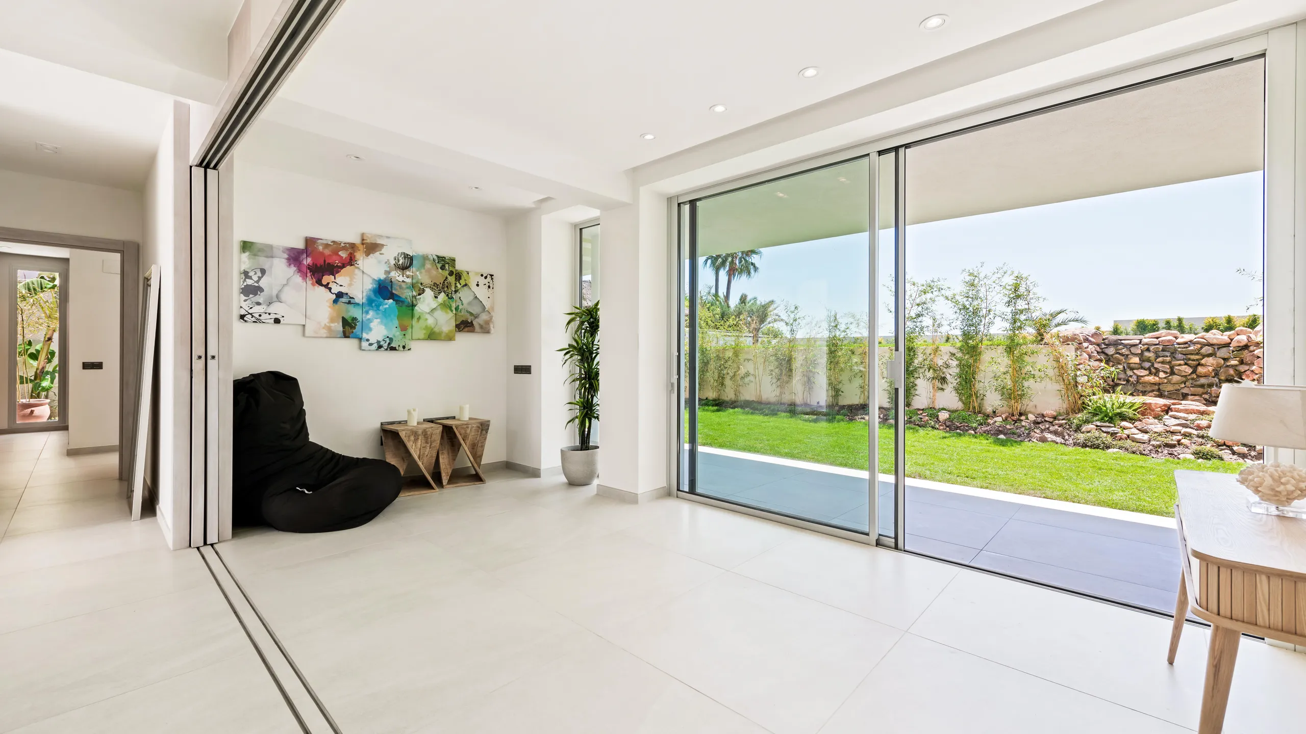 Serenity Beach Villa with Private Pool - A Luxurious Haven by Malaga and Marbella — photograph 10
