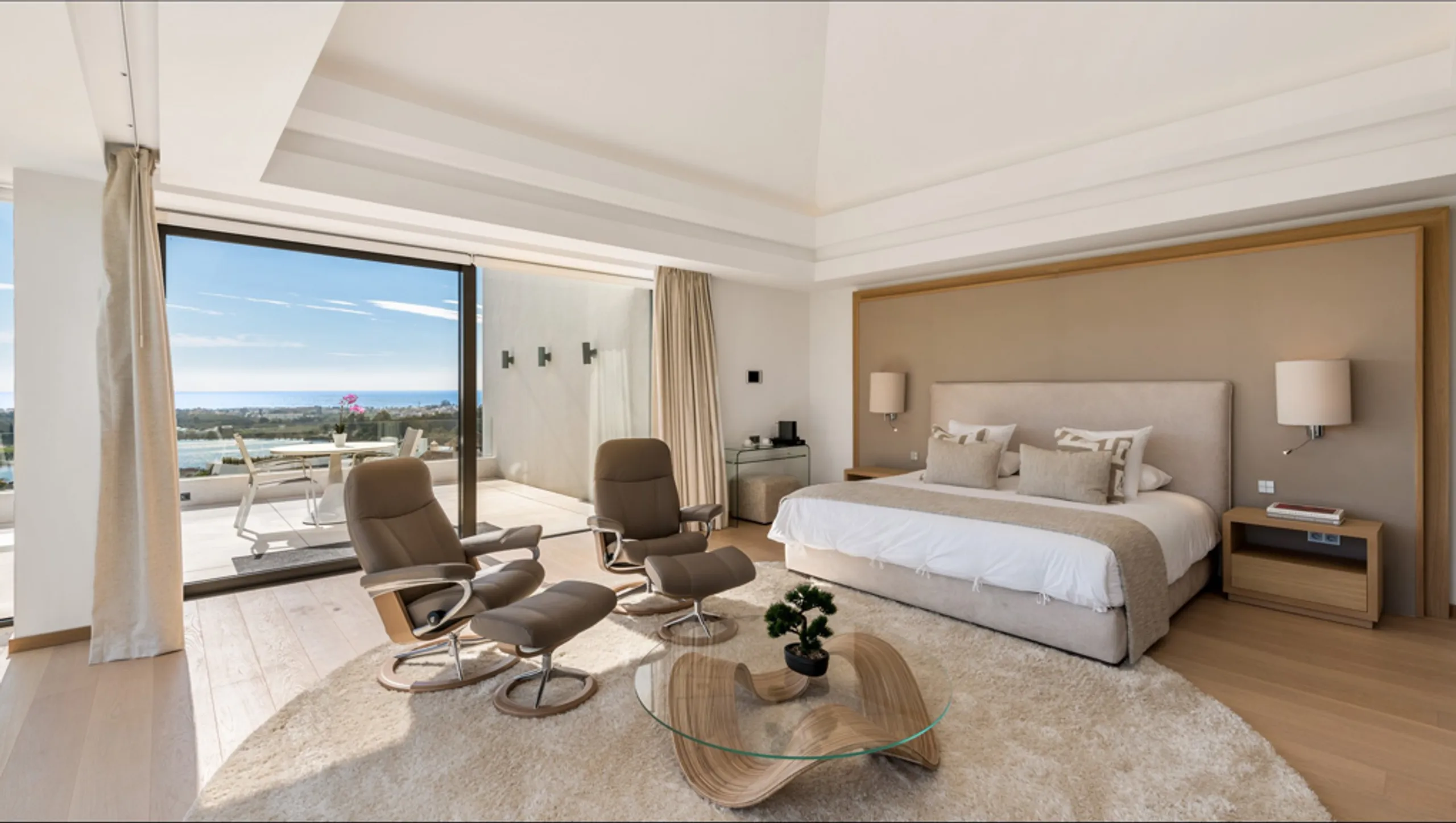 Contemporary 5-Star Escape with Pool, Ocean, and Breathtaking Views VILLAWAY® — photograph 11