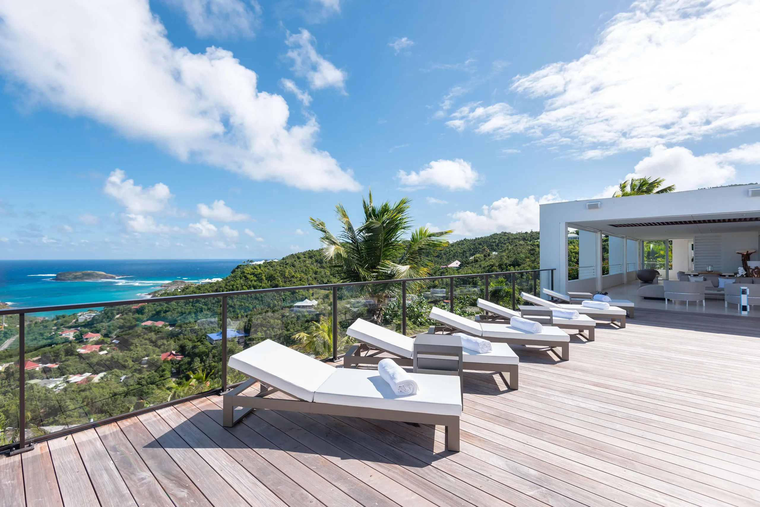 Exquisite Luxury Villa with Breathtaking Ocean Views in St-Barths — photograph 9