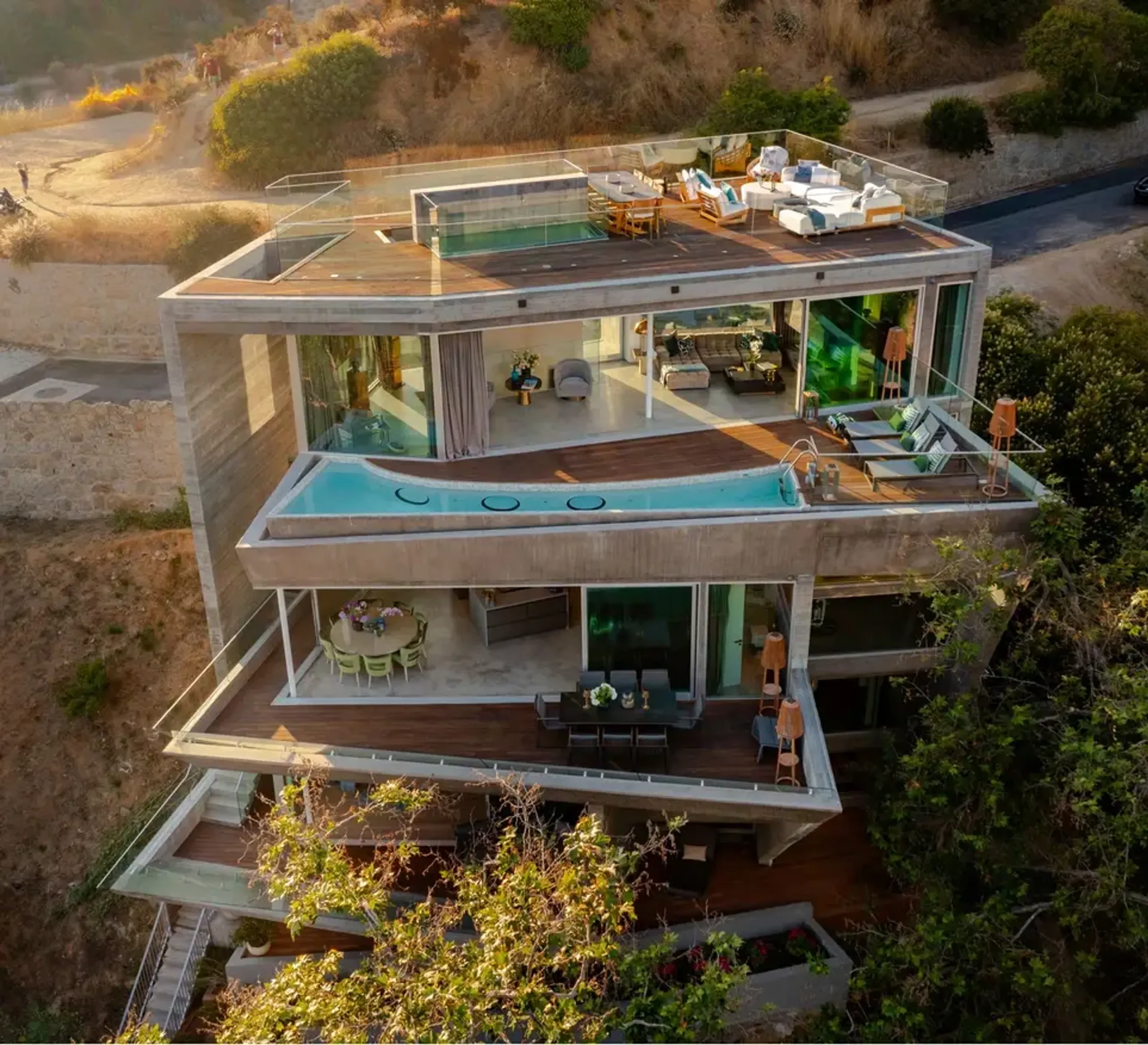 Exceptional Hollywood Hills Villa with Breathtaking Views of Los Angeles, Hollywood Hills