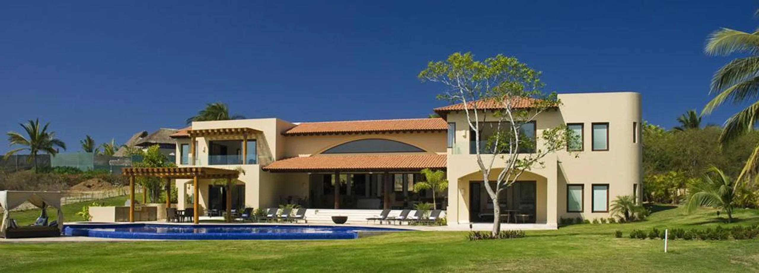 Lagos Del Mar Villa with Infinity Pool and Gorgeous Views — photograph 4