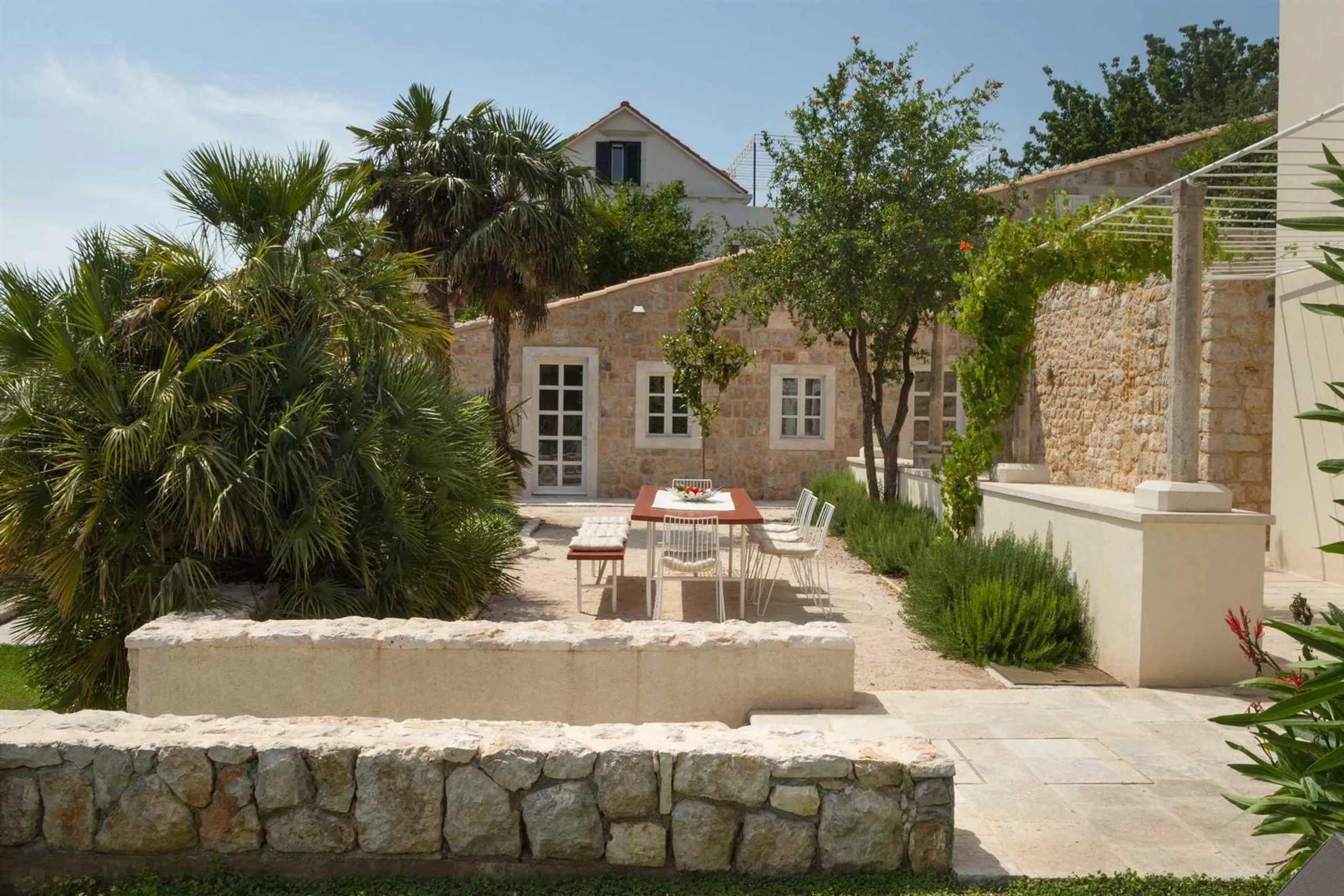 Serene Villa in Dubrovnik with Swimming Pool — photograph 2