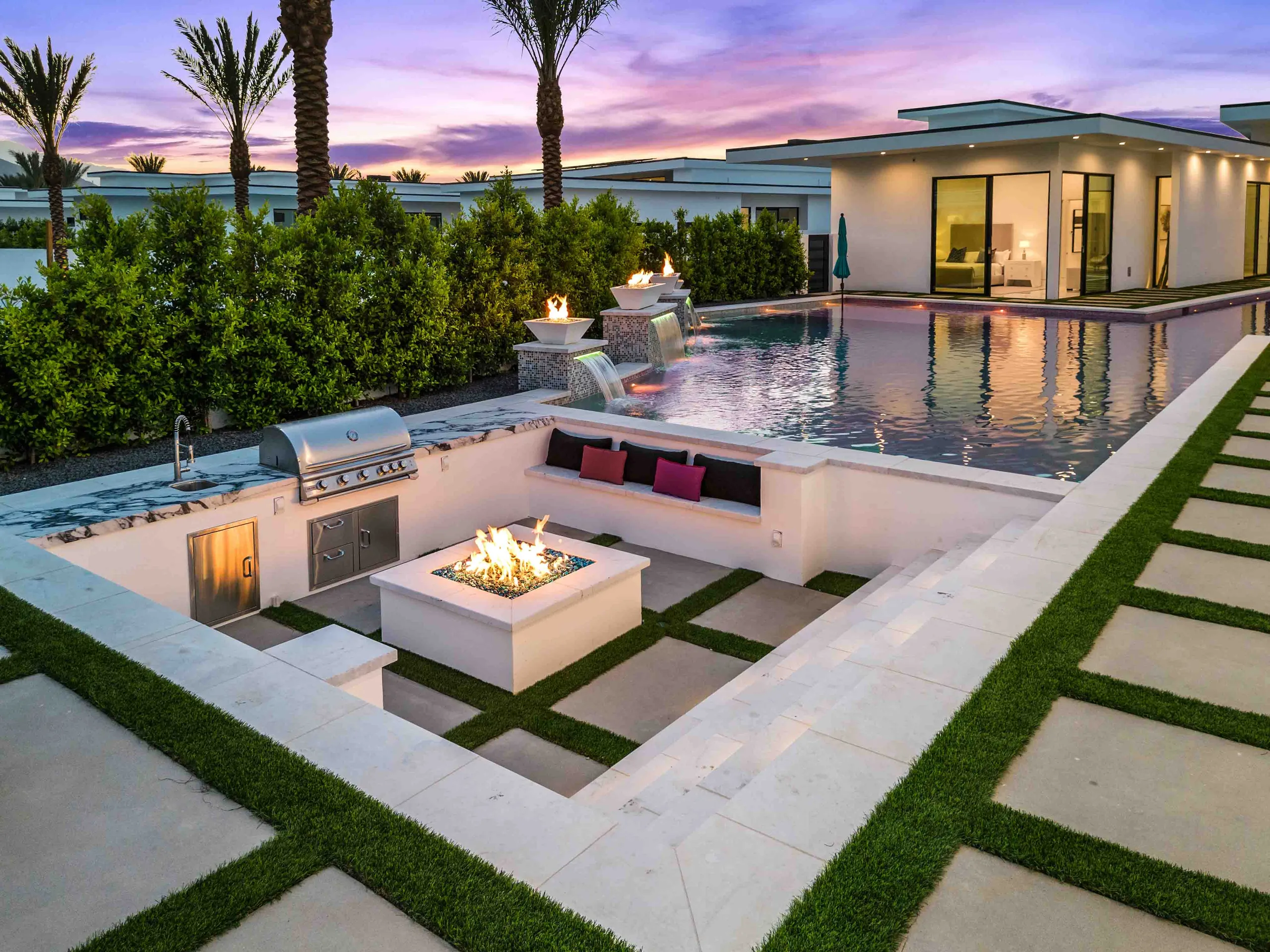 Unparalleled Elite Vacation Villa with Private Pool and Steps from Polo Grounds VILLAWAY® — photograph 4