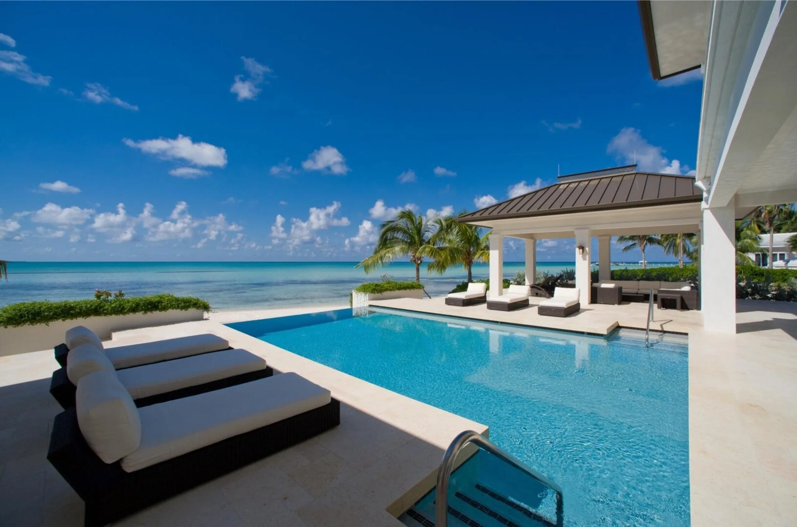 Oceanfront Caribbean Villa with Infinity Pool & Rum Point Access — photograph 5