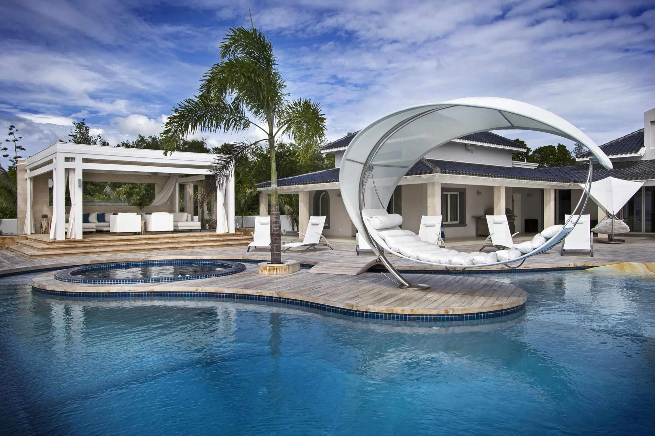 Majestic High-end Villa in Plum Bay Beach — photograph 7