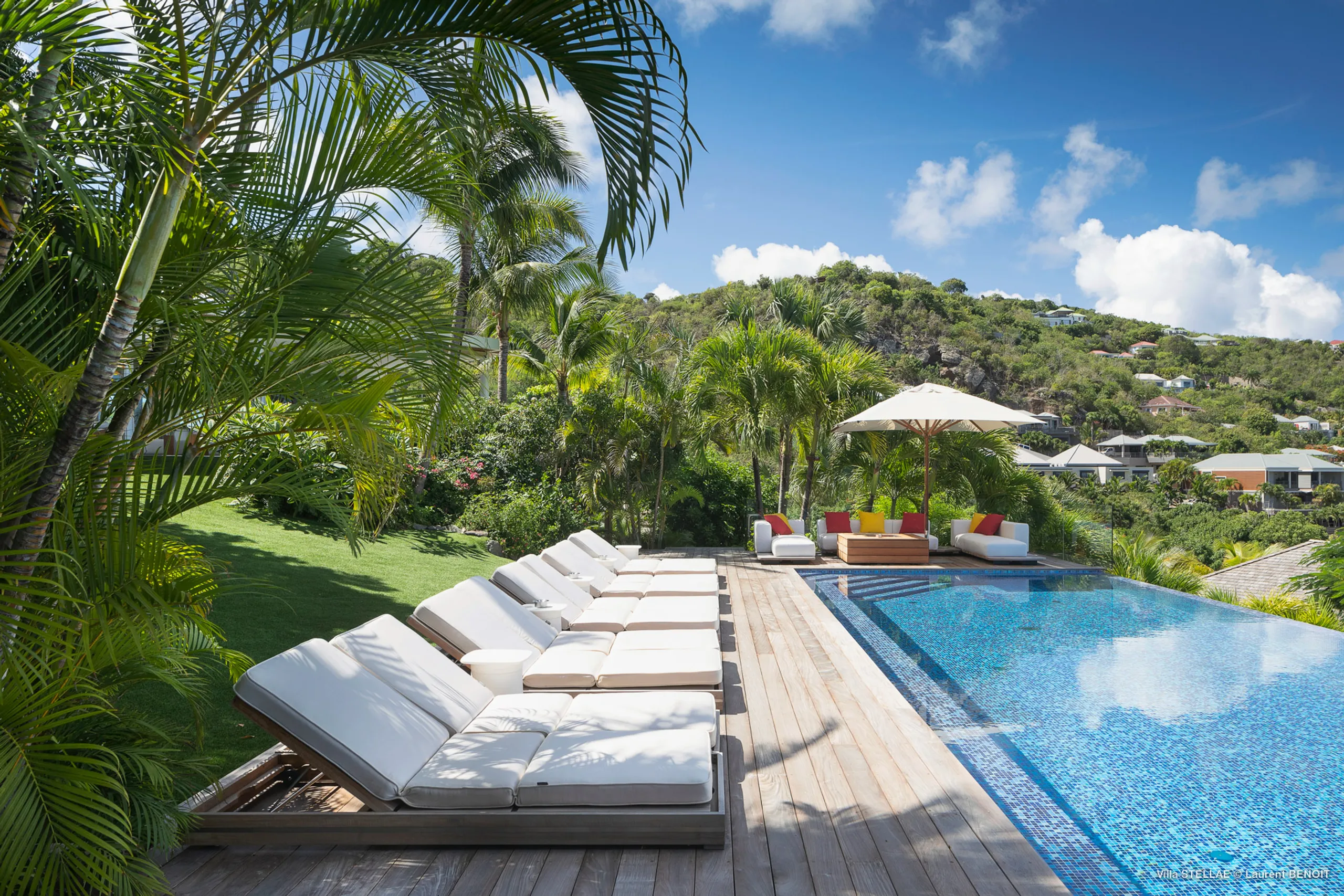 Family-Friendly Lorient Villa Heated Pool, Ocean Views and Steps from Lorient Beach — photograph 4