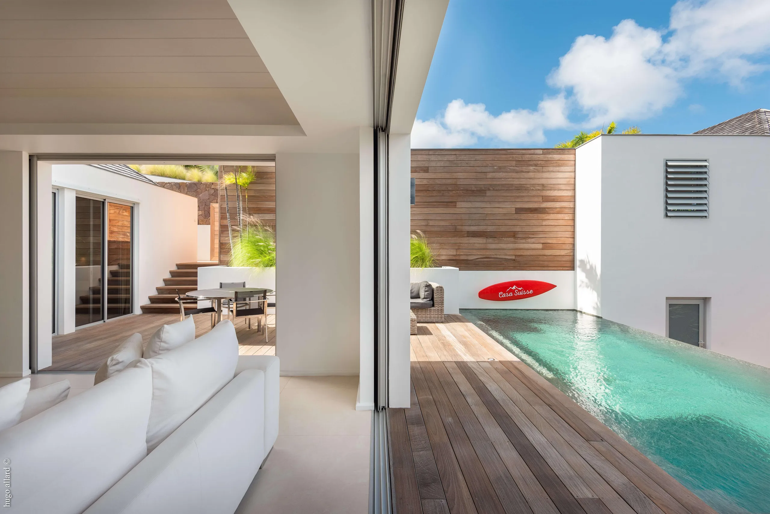 Panoramic Ocean Views: Exquisite Getaway in Private Pogamus — photograph 6